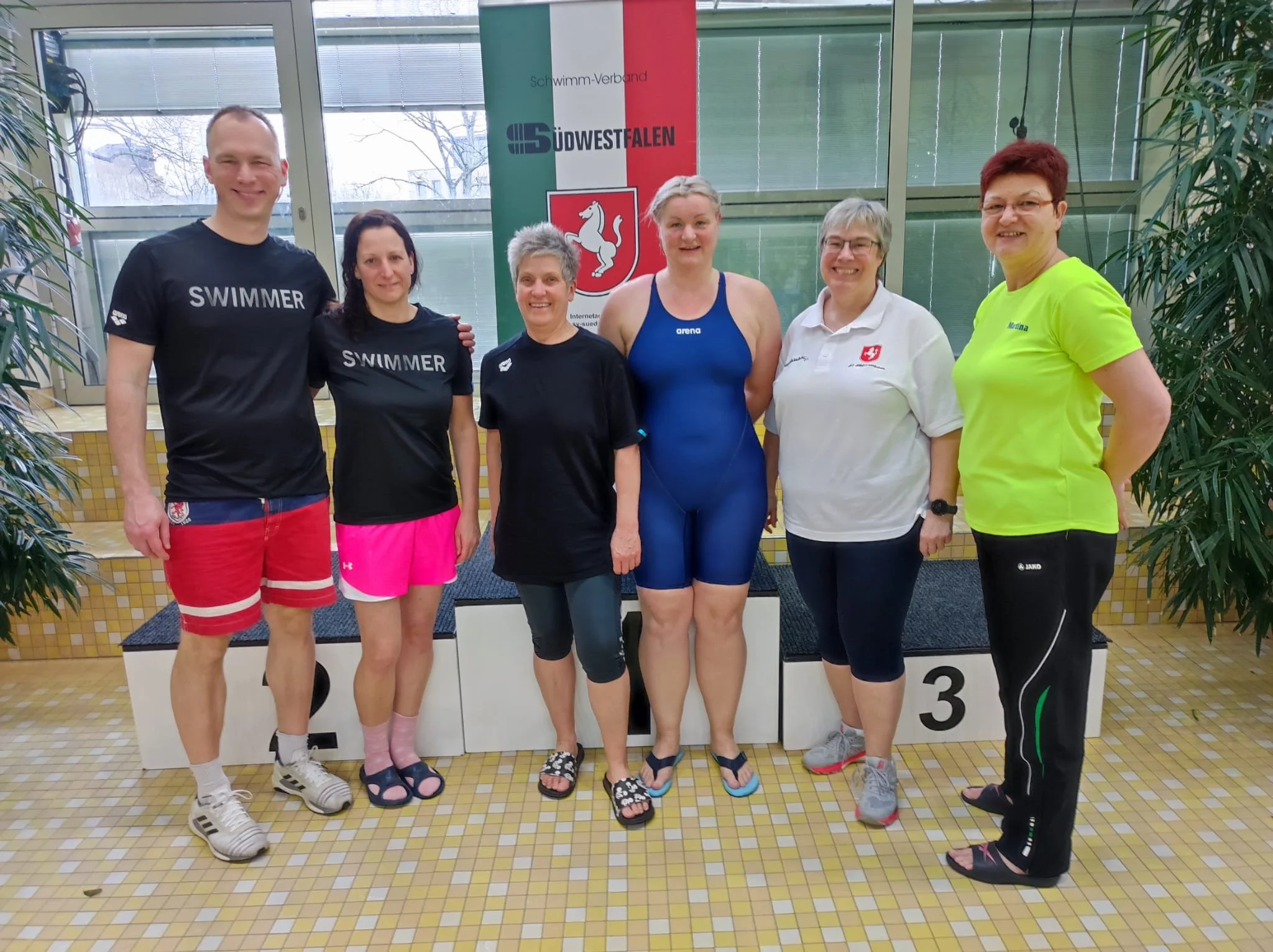 Alle Altersklassen der SG Lünen schwimmen im Dortmunder Südbad