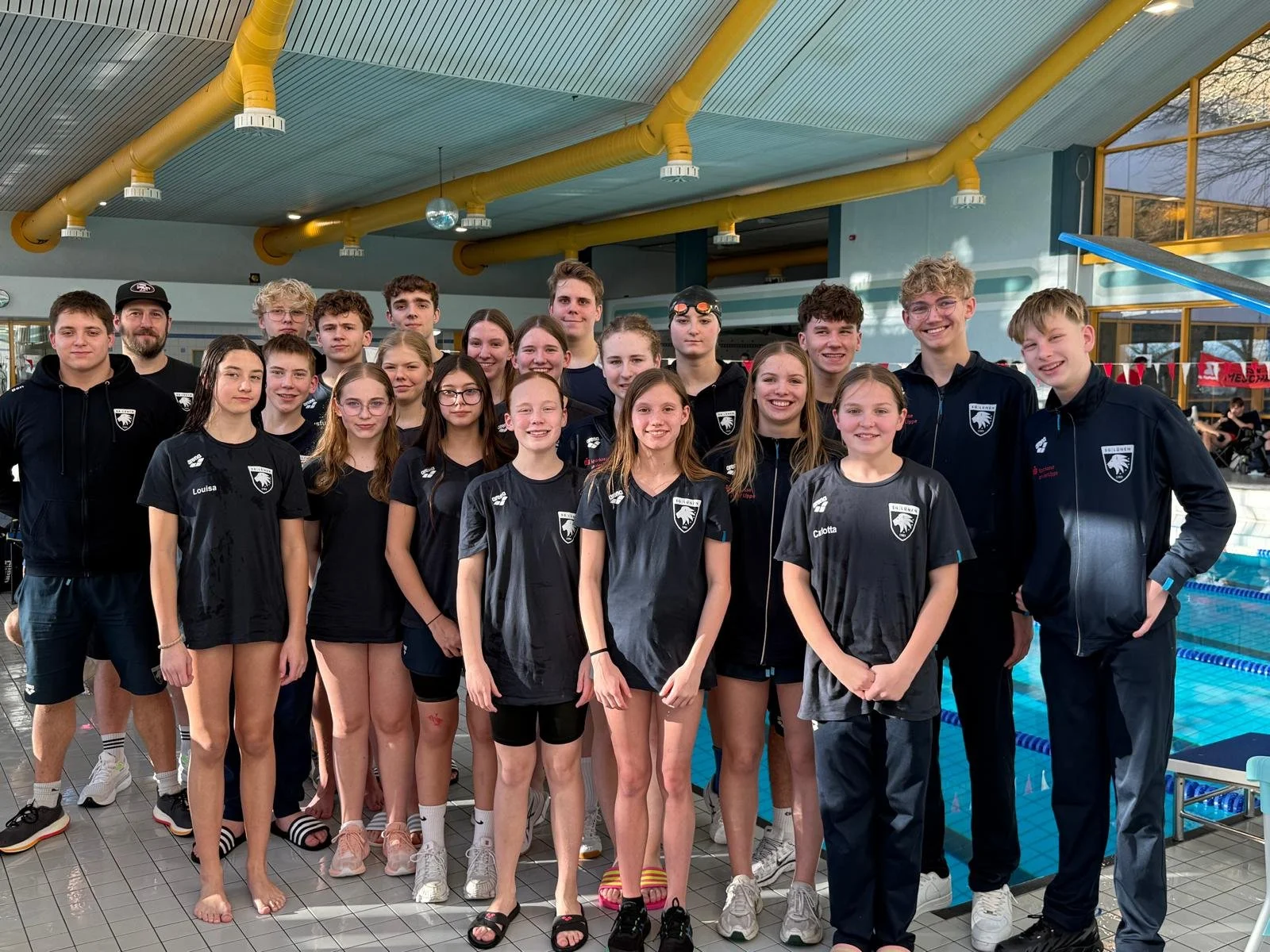 🏊&zwj;♀️ SG L&uuml;nen &uuml;berzeugt bei den DMS 🏊&zwj;♂️

Am Wochenende standen in Menden die DMS an &ndash; und die SG L&uuml;nen zeigte eine starke Teamleistung 🙌 Gleichzeitig war es der erste Wettkampf f&uuml;r unseren neuen SG1-Trainer Chris