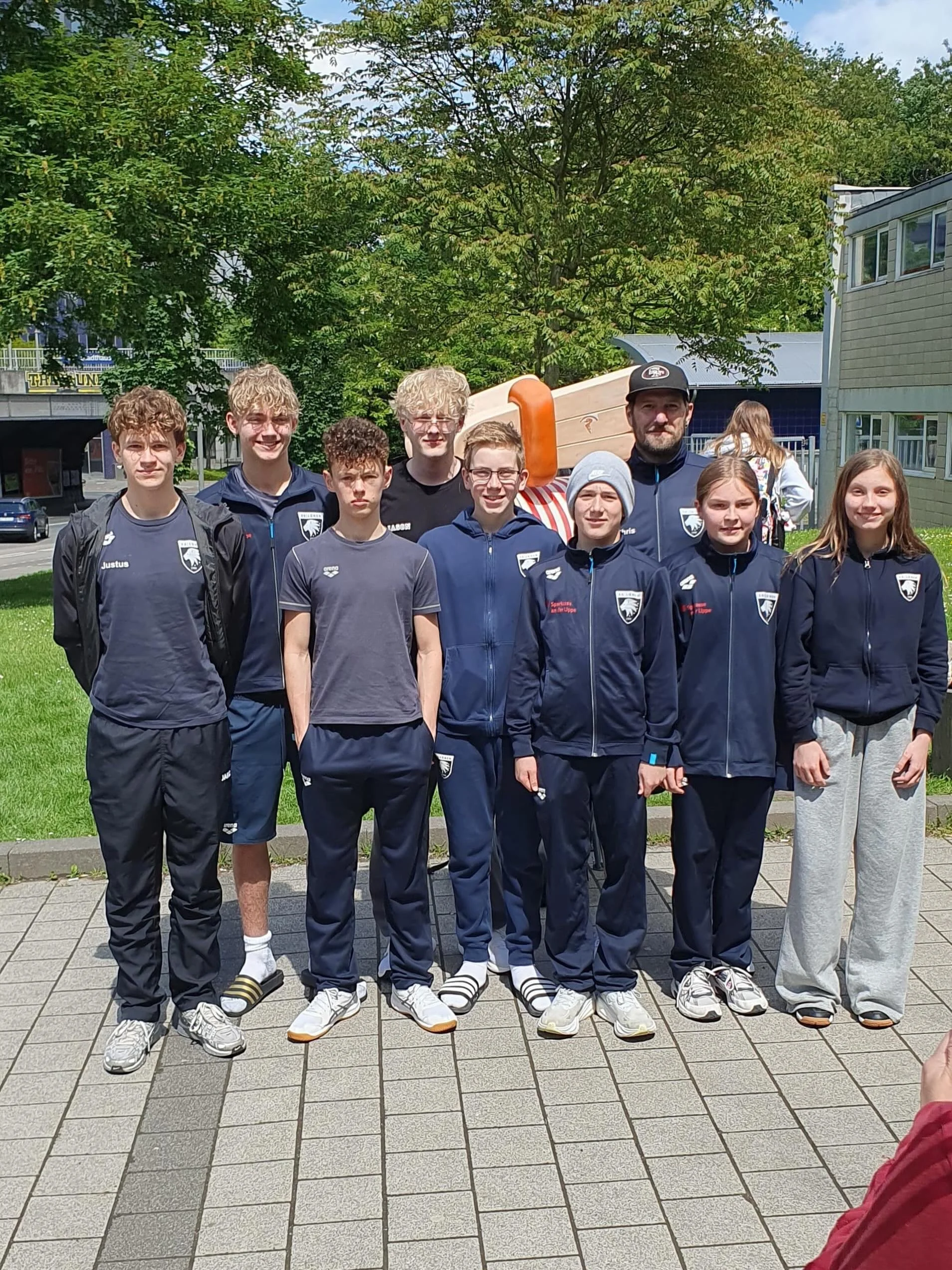 🏊&zwj;♂️💙 Erfolgreiches Wochenende f&uuml;r die SG L&uuml;nen bei den NRW-Jahrgangsmeisterschaften in Dortmund!

Unsere 8 Aktiven gingen insgesamt 28-mal an den Start und &uuml;berzeugten mit starken Leistungen:
🔥 15 pers&ouml;nliche Bestzeiten
🥈