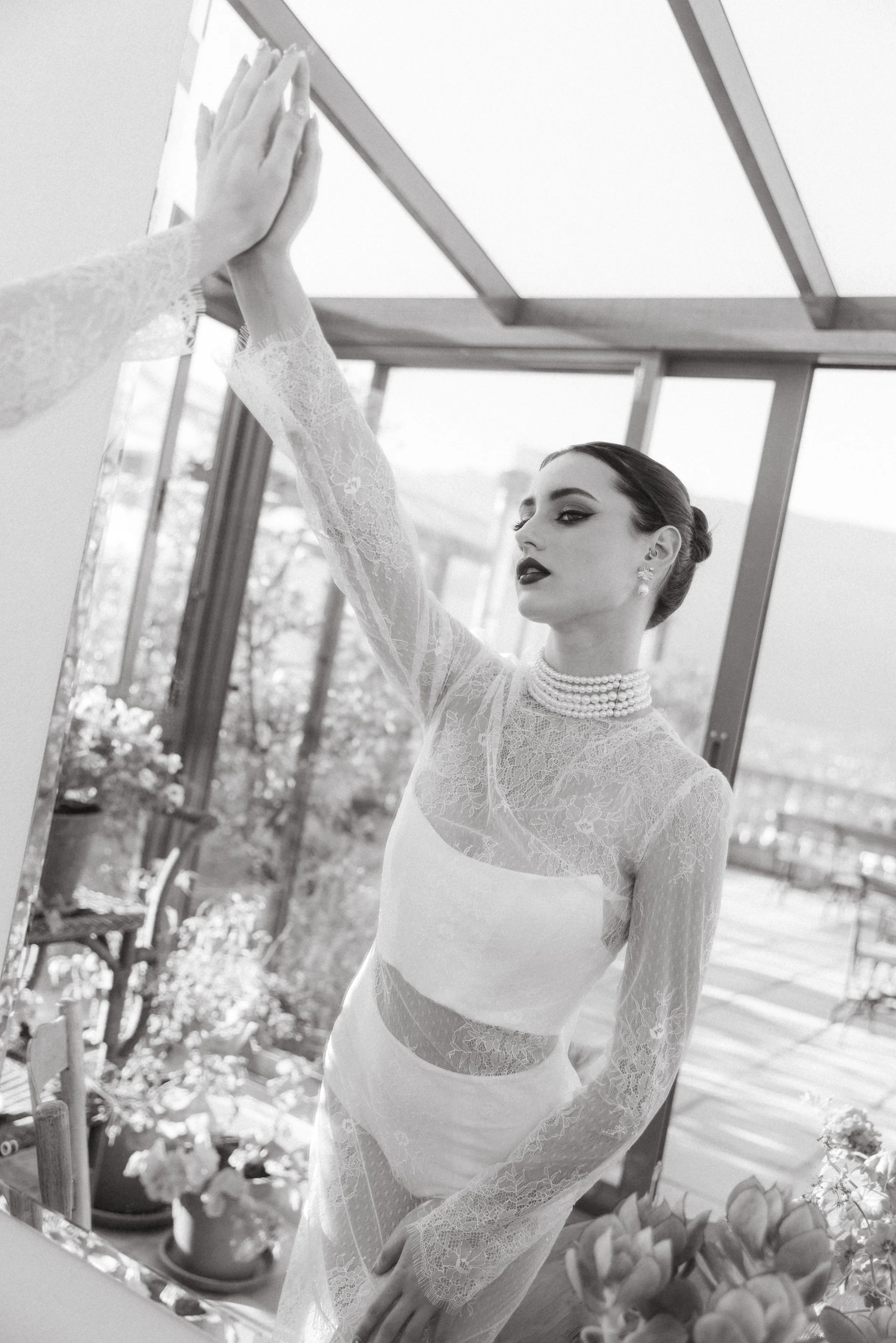 Bridal makeup preparation by luxury Paris makeup artist Andrea van den Houten, offering bespoke high-end wedding beauty services