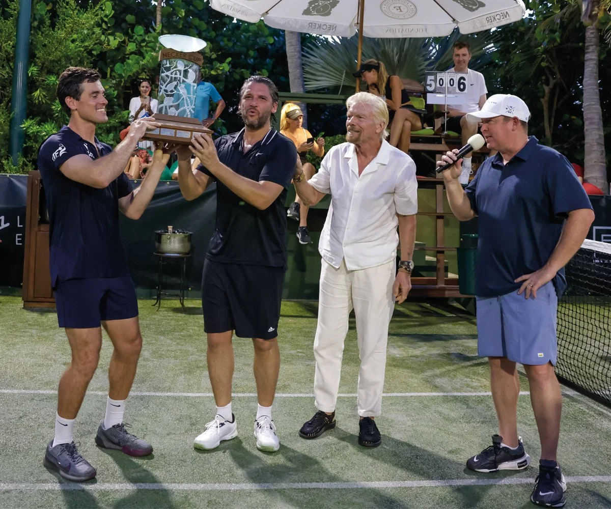 Premium event photography documenting atmosphere and guests at a high-end private event.