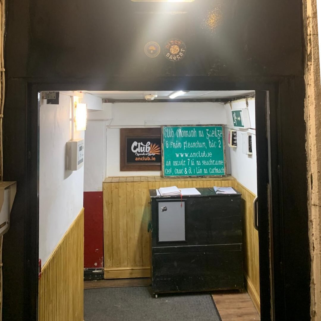 Cuimhnig&iacute; an Chlub. Grianghraif &oacute; 2022 - 2024 🍻