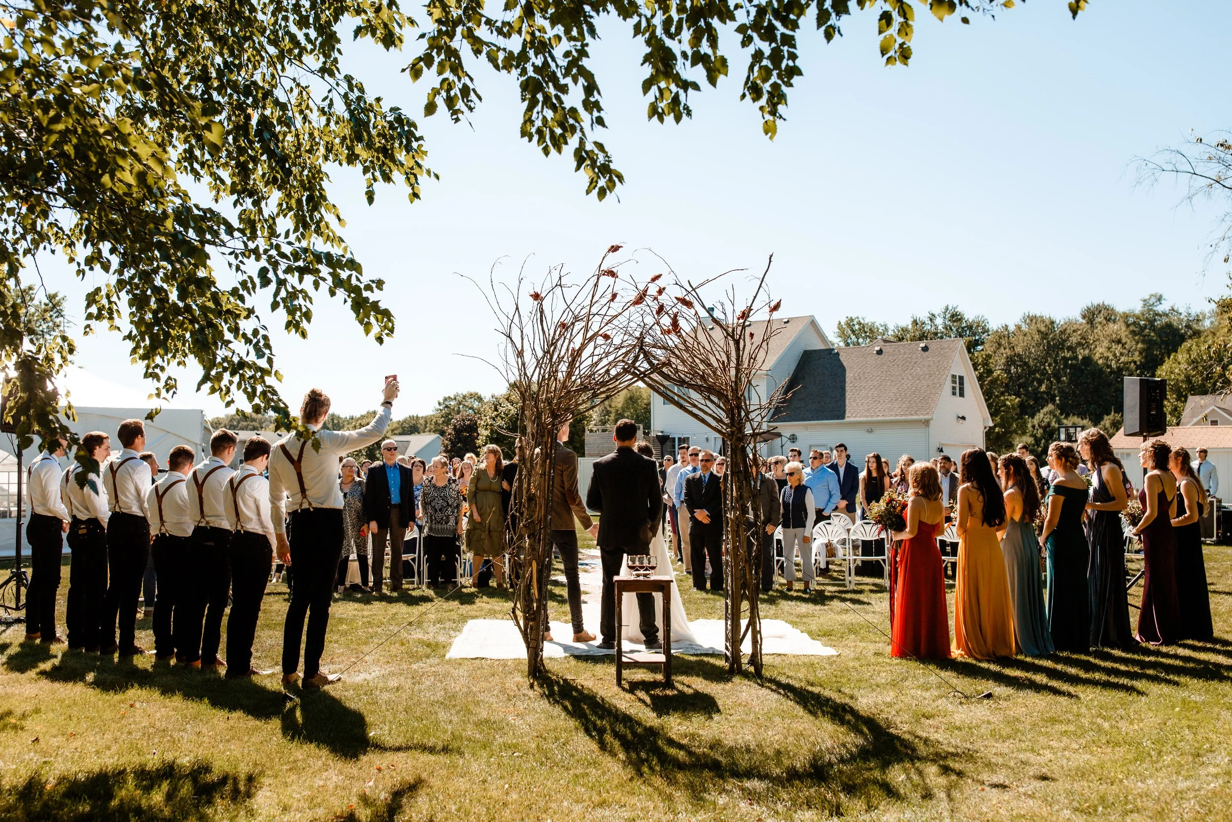 5 Financial Benefits of a Backyard Wedding