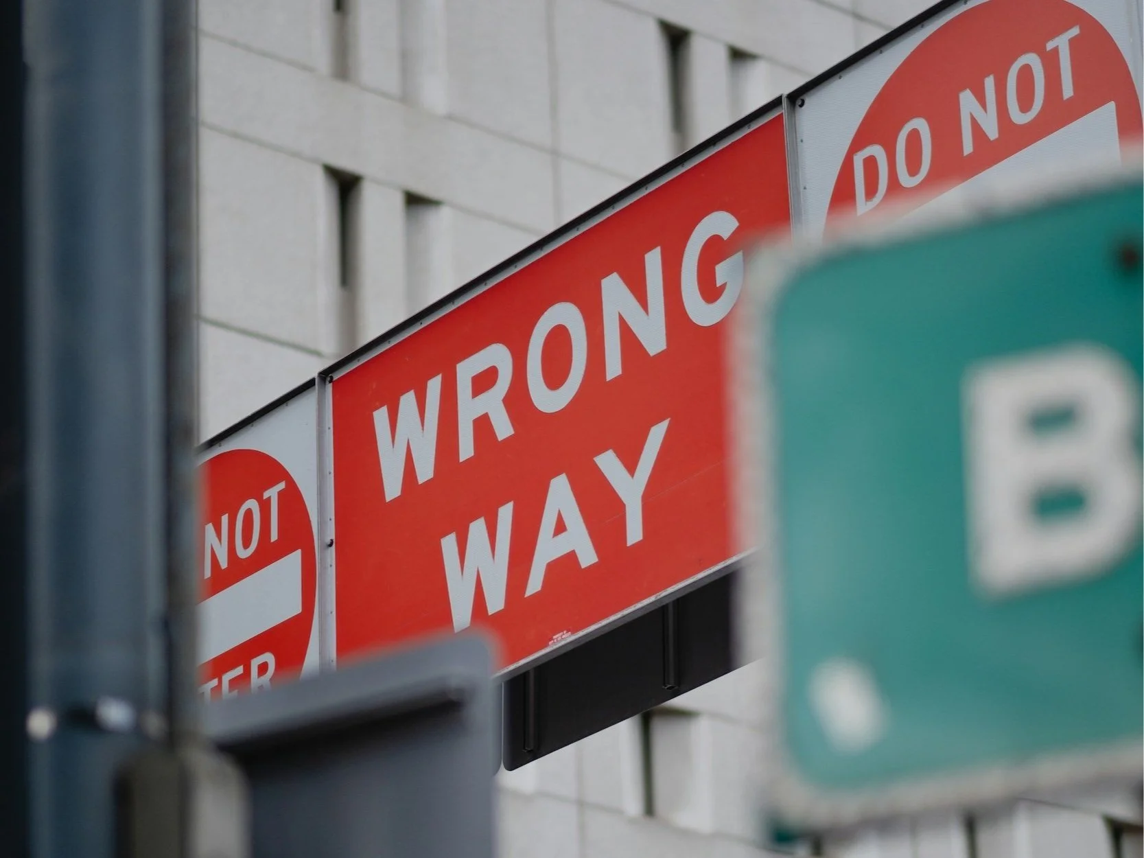 Errori comuni di chi studia fotografia online (e come evitarli)