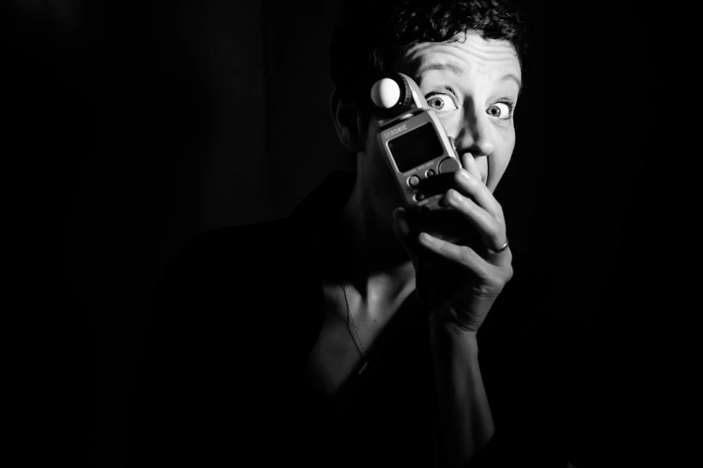 Esposimetro per corsi di fotografia, scopriamo insieme come usare attrezzatura fotografica