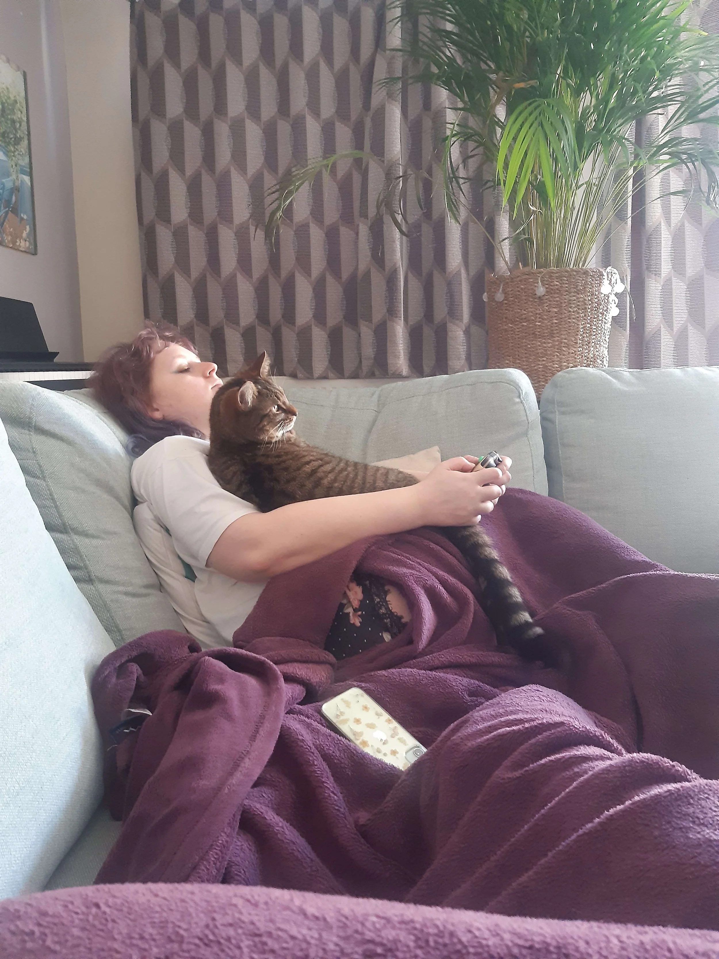 Let_s play video games with Mama.jpg