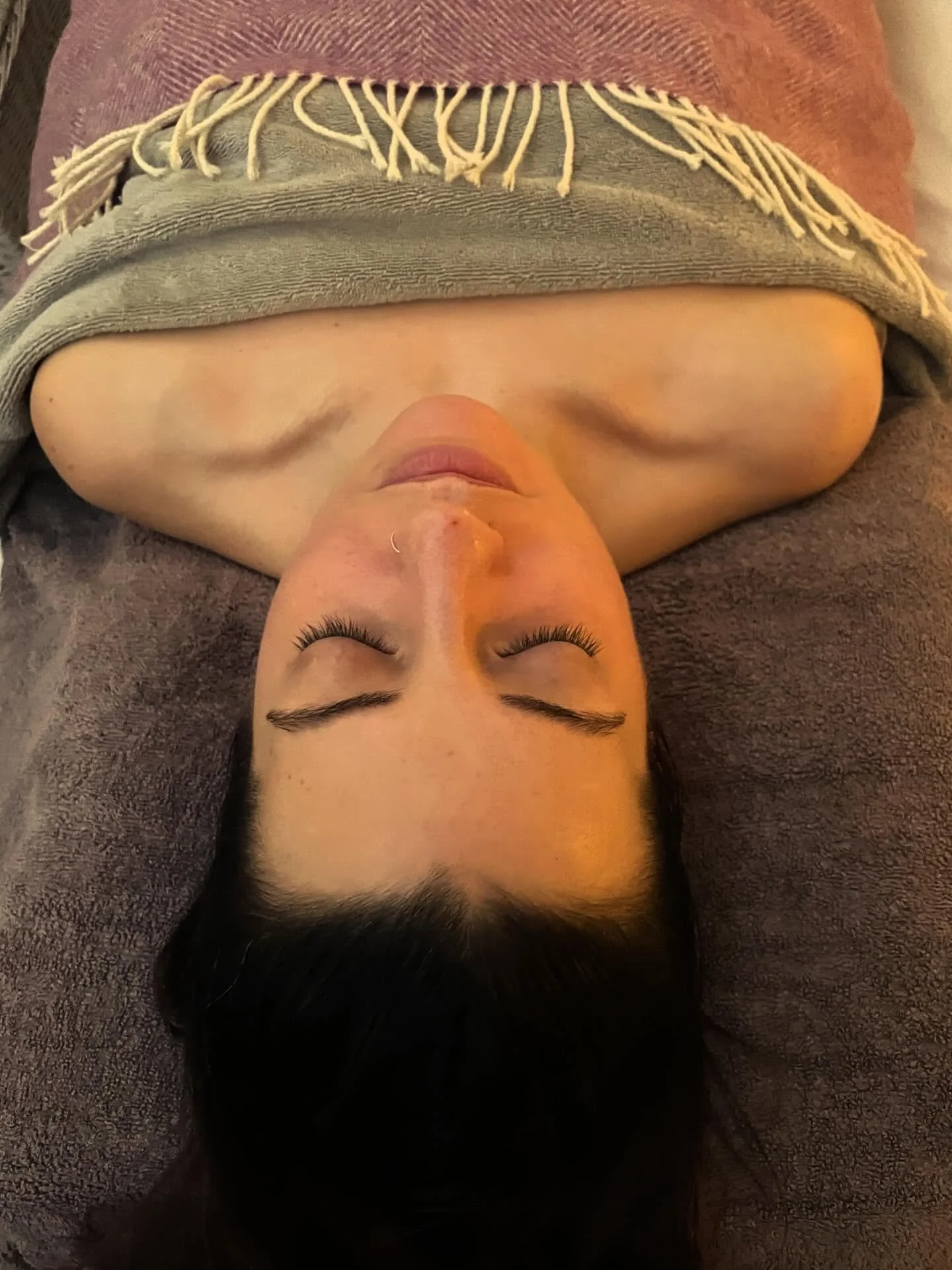 Nurture your nervous system with FACIAL REFLEXOLOGY. Time to REST, time to REPAIR, time to YOURSELF, time to force your body into the PARASYMPATHETIC response where your body can really HEAL.  ALL WHILST GETTING A NATURAL GLOW!
#facialcontouring #sna