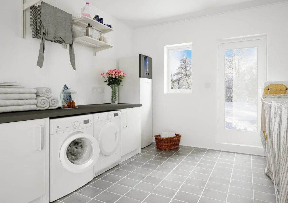 Daikin bergvärmepump installerad i en tvättstuga.