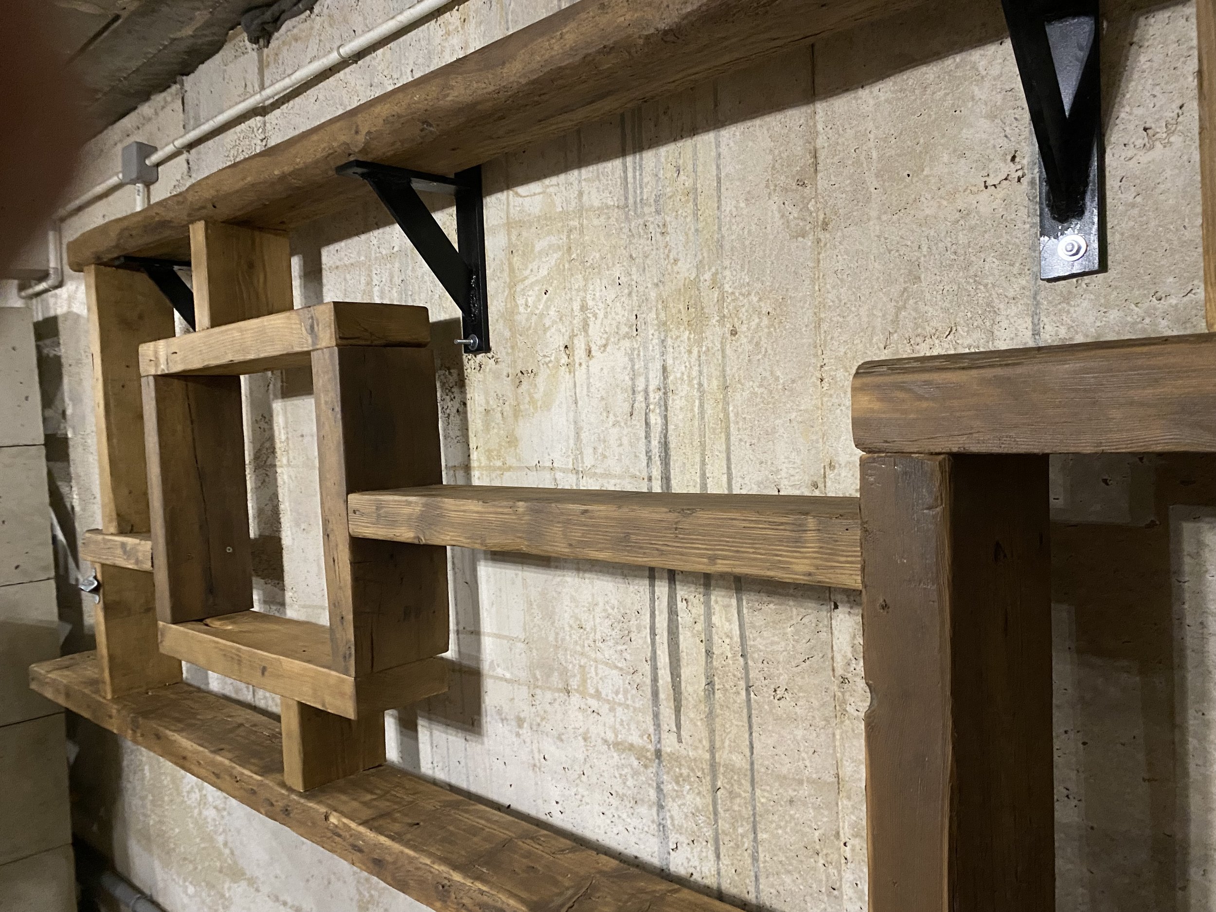 Etagère de bar n°1