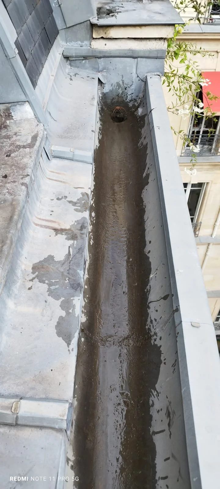 Après Débouchage/Nettoyage de chêneaux