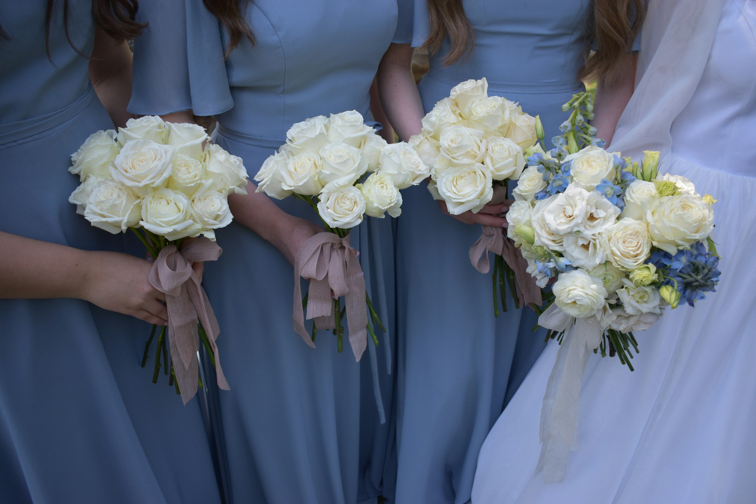 Bridesmaid 
Jess (Friend)