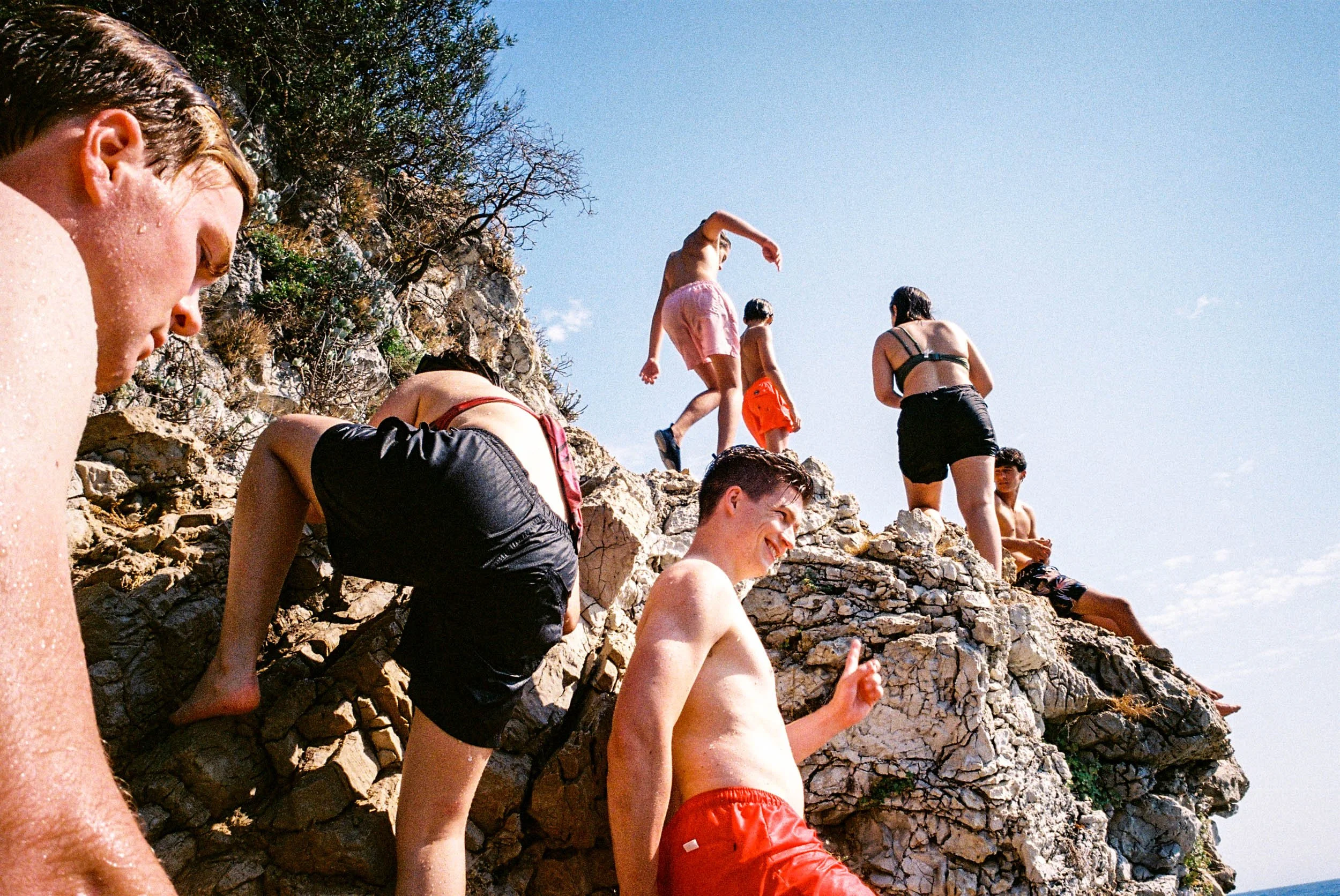D069195-R1-22-14A.jpg