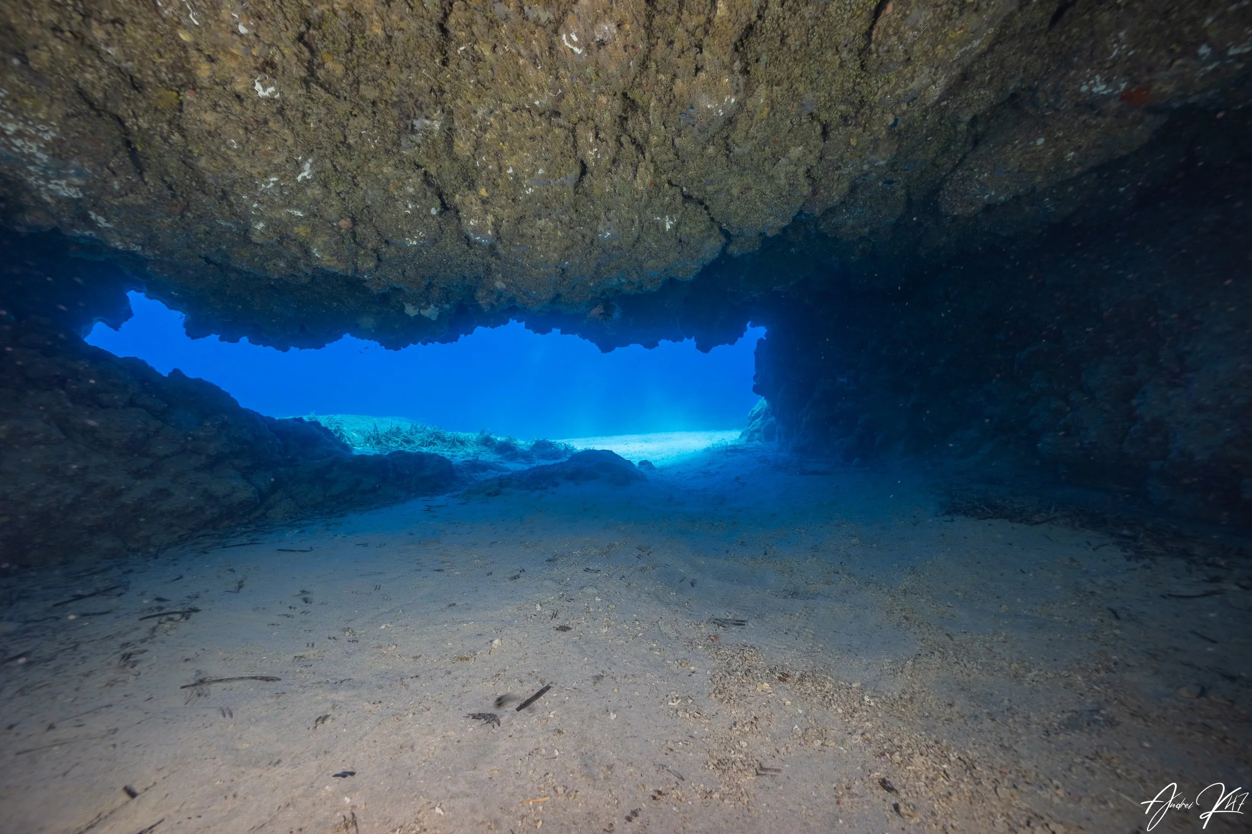 Inside view of the Hole