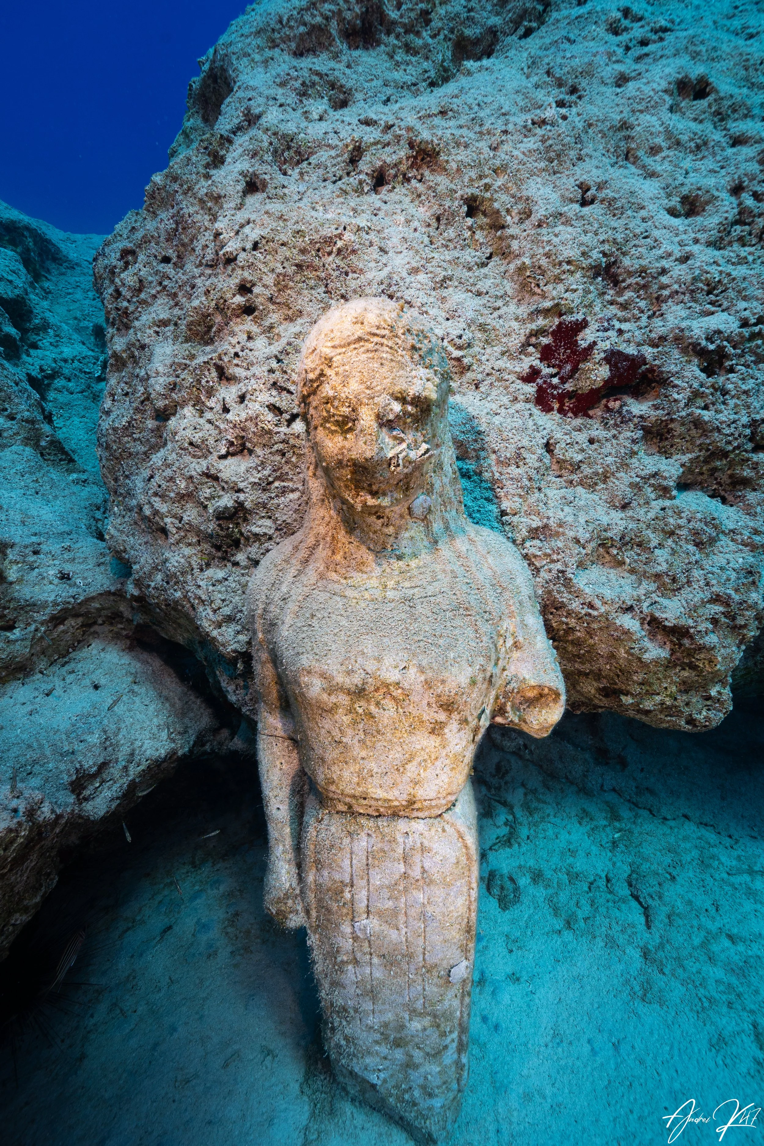 Maria statue at the Trench