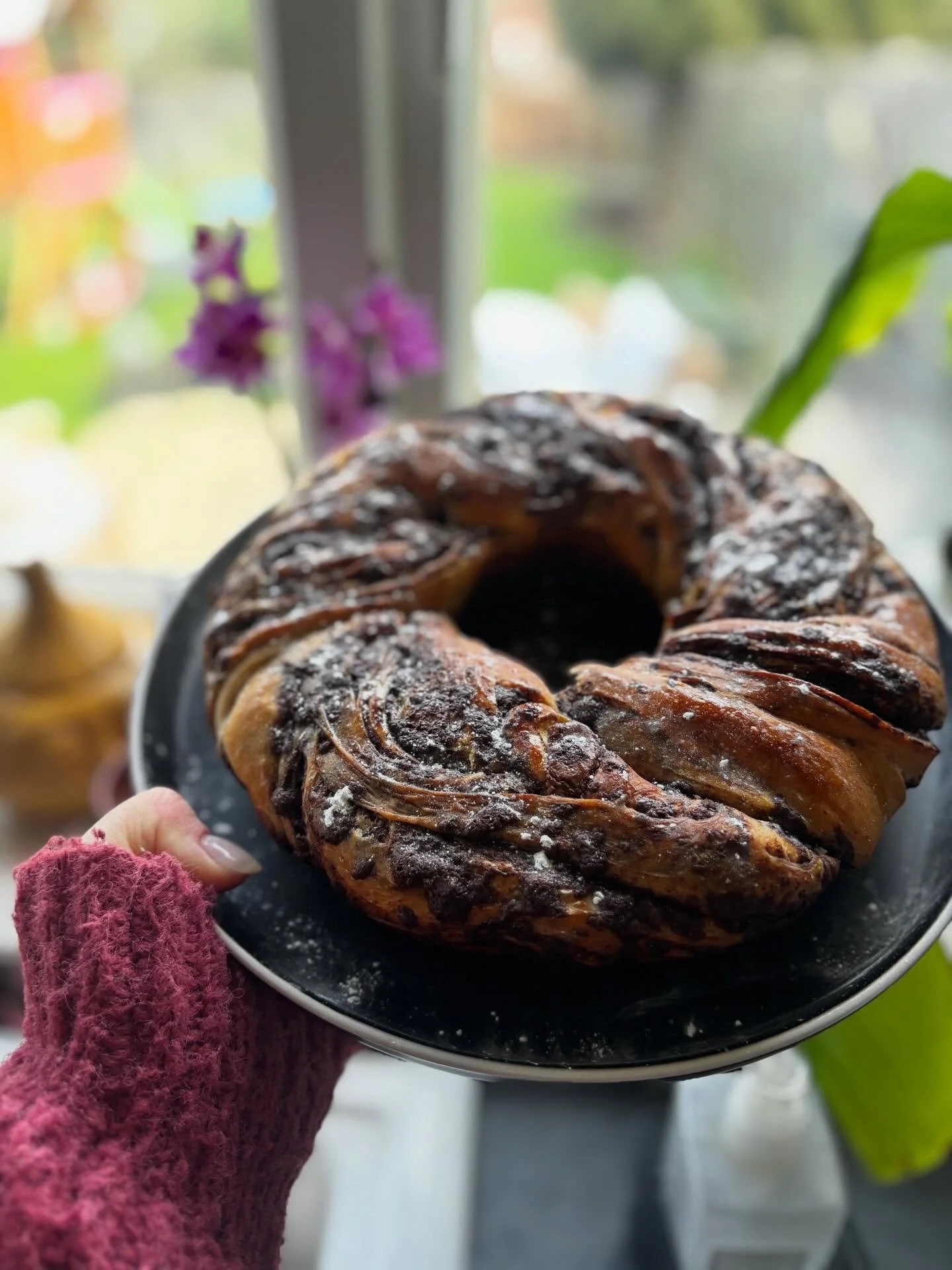 BABKA ✨

swirls, a cloud of sugar, and a little Easter magic ✨🌷
This Polish babka rose like a dream and dressed itself in the sweetest glaze &mdash; because every holiday table deserves something a little whimsical (and a lot delicious).
Soft, butte
