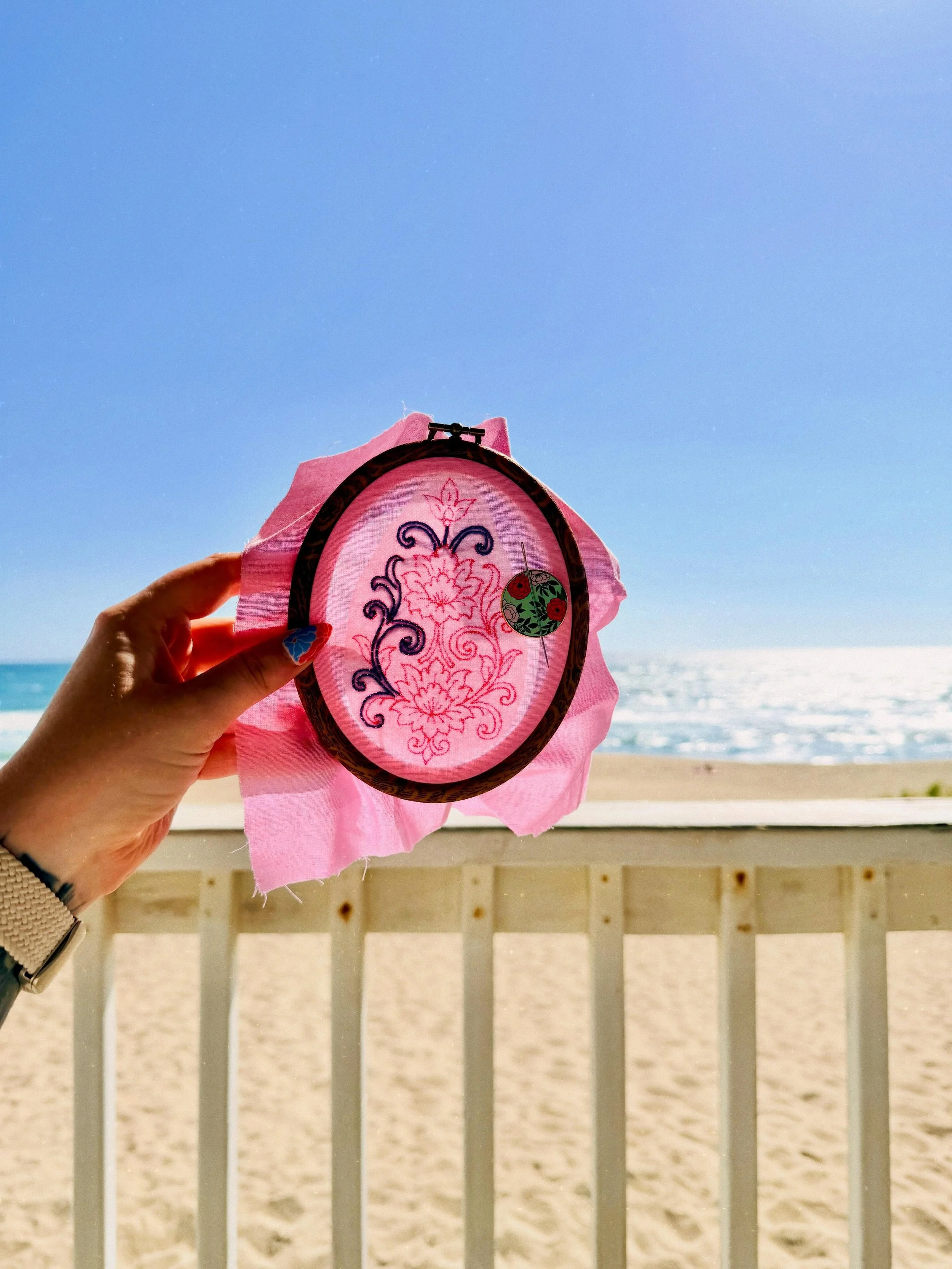 Work in progress 🪡☀️🌊
.
.
.
.
#embroidery #hobbies #crafts #handmade #embroideryart