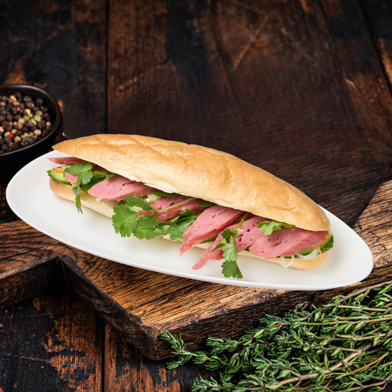 Bánh Mì Nem Nướng.png
