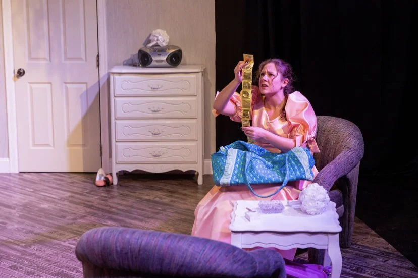 Five Women Wearing the Same Dress | Burbage Theatre Company | Photo Credit: Maggie Hall