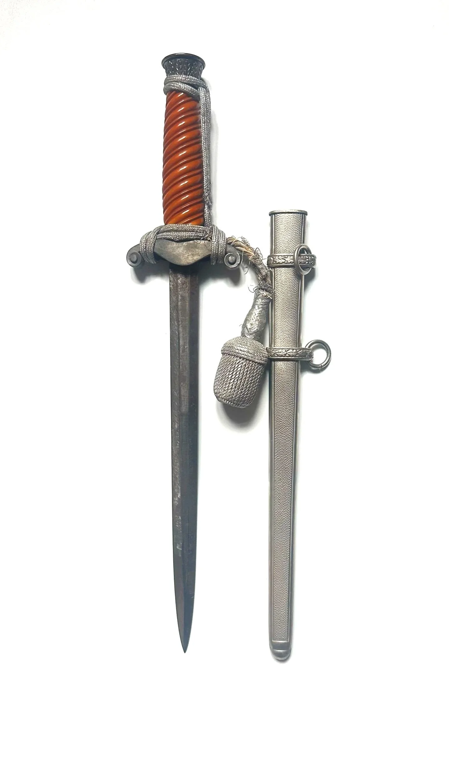 Wehrmacht Heeres-Offiziersdolch, Hersteller Anton Wingen, Solingen, mit Portepee