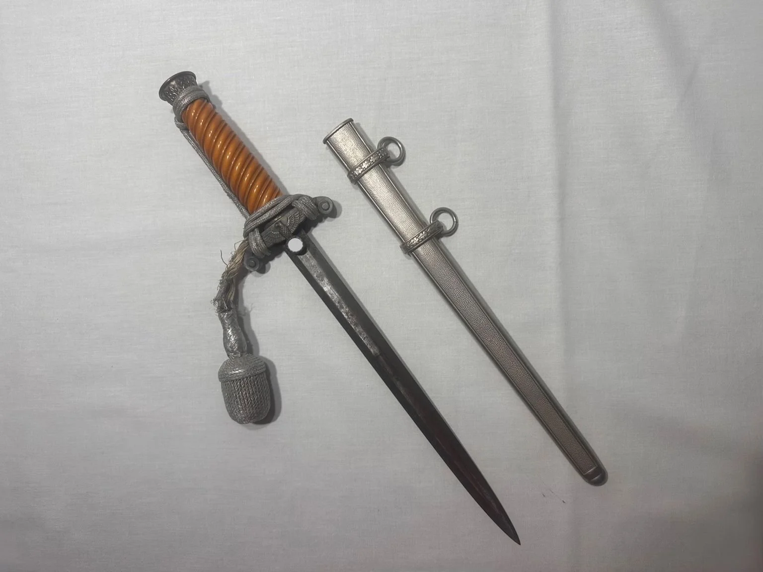 Heeres-Offiziersdolch, Hersteller Anton Wingen, Solingen, mit Portepee