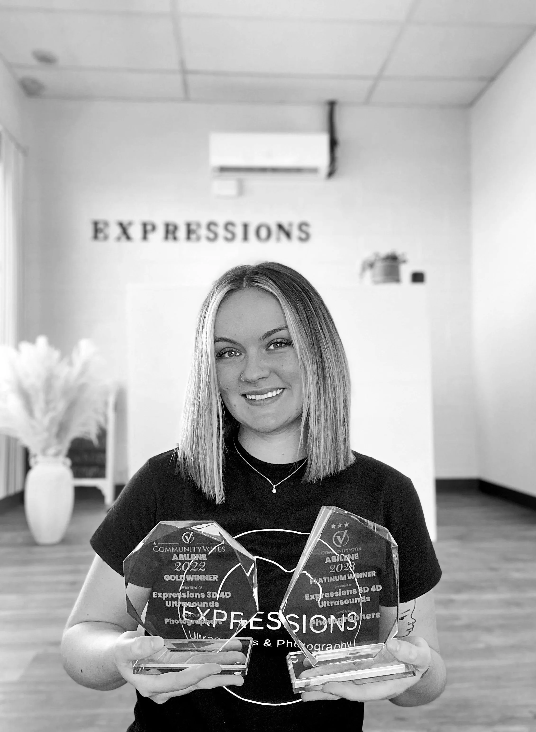 awards won by photographer in round rock