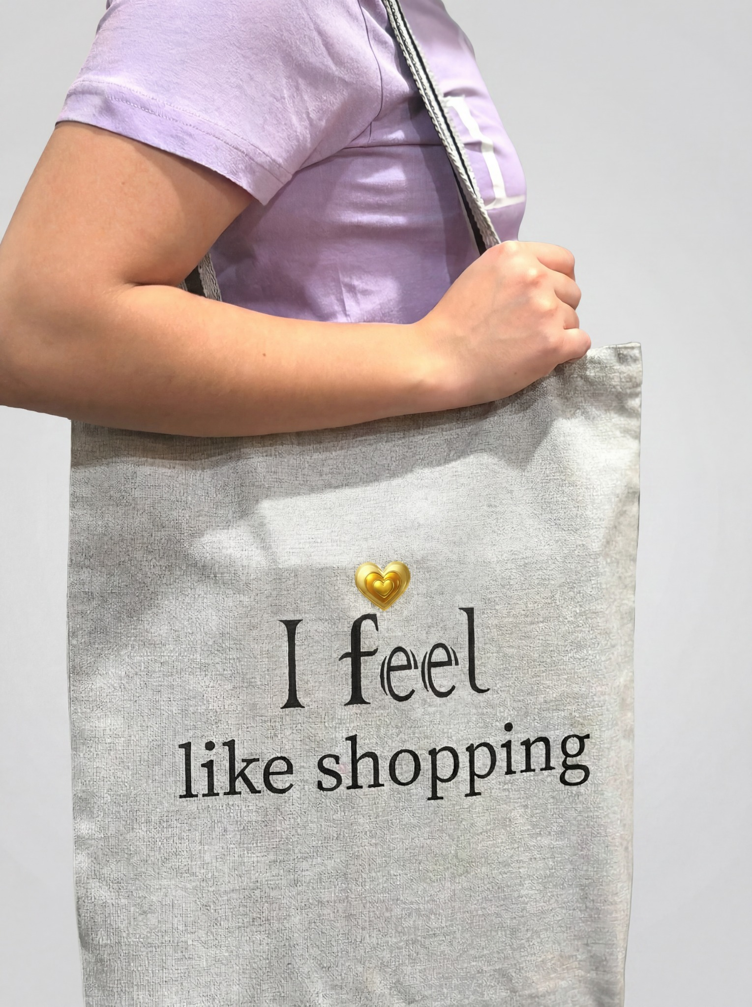 girl_shopping bag.png