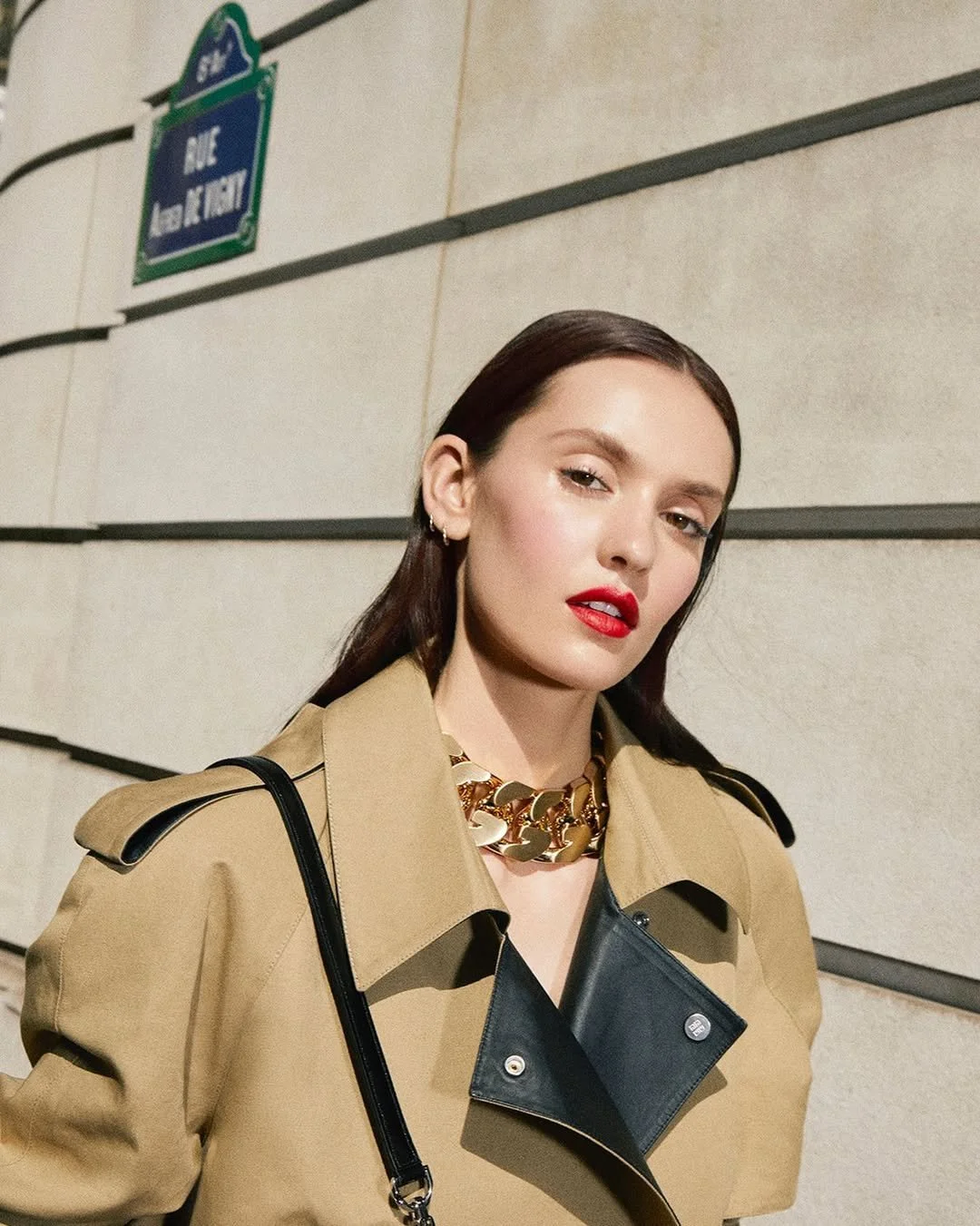 Rue Alfred de Vigny, 13-23The place where the Givenchy story started.Fond de teint sublimateur P.jpg