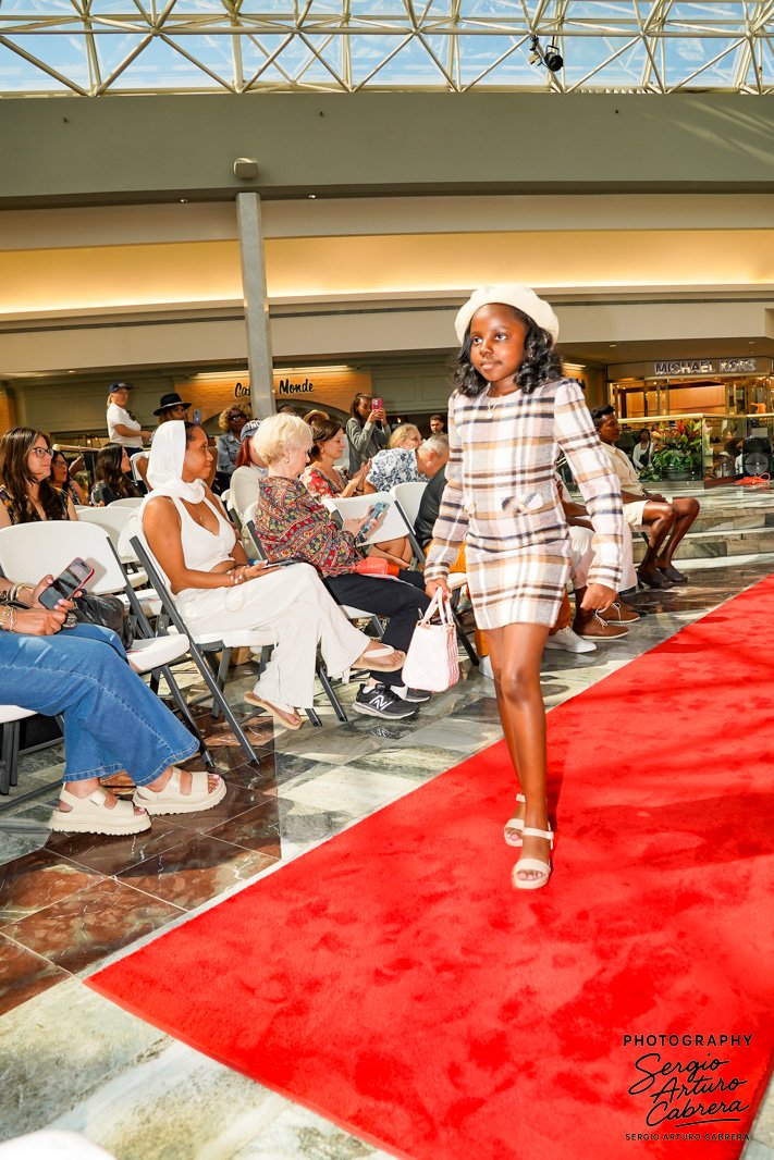 Lakeside Mall  | Sergio Arturo Cabrera