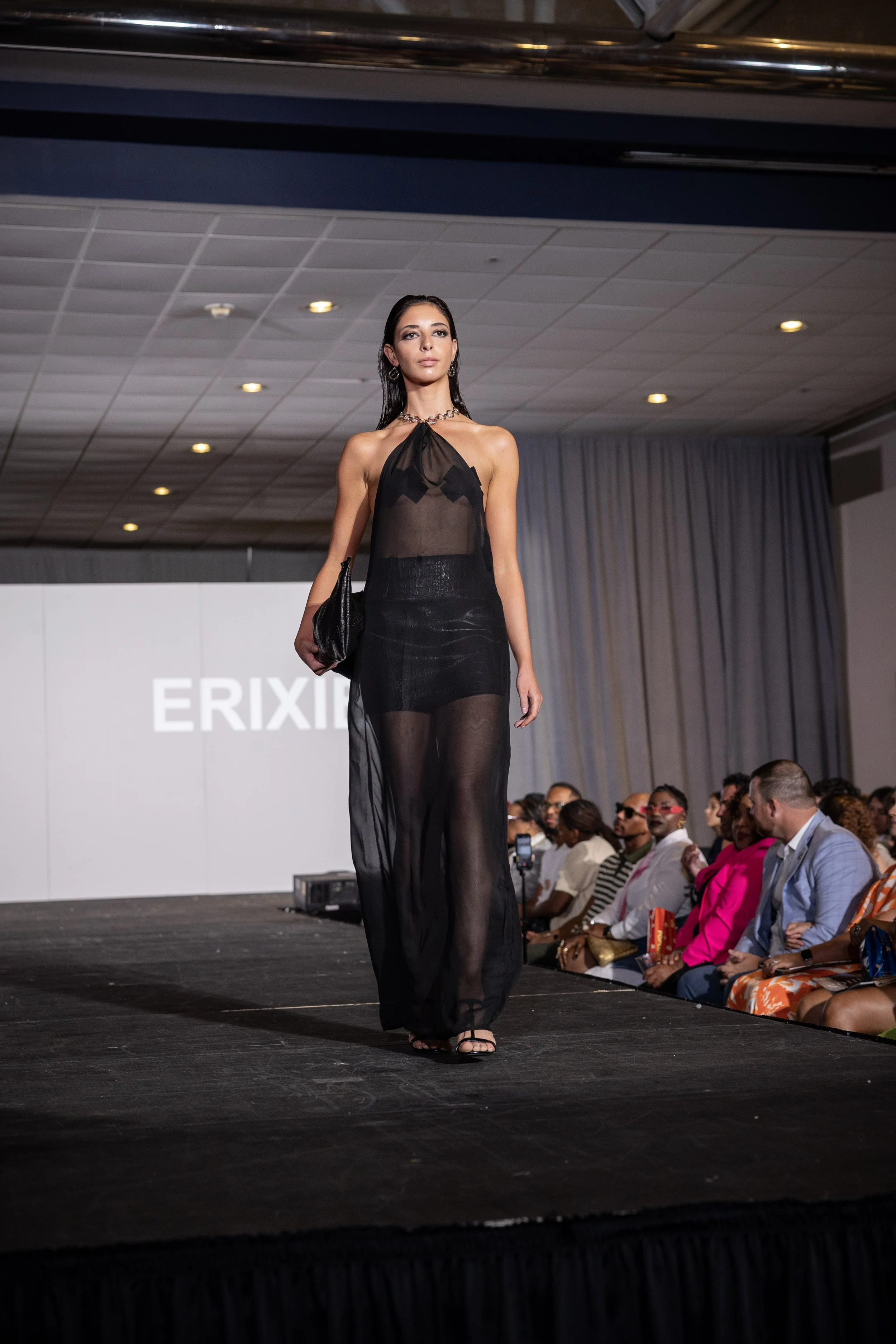 ERXIEO | Travis Burke  