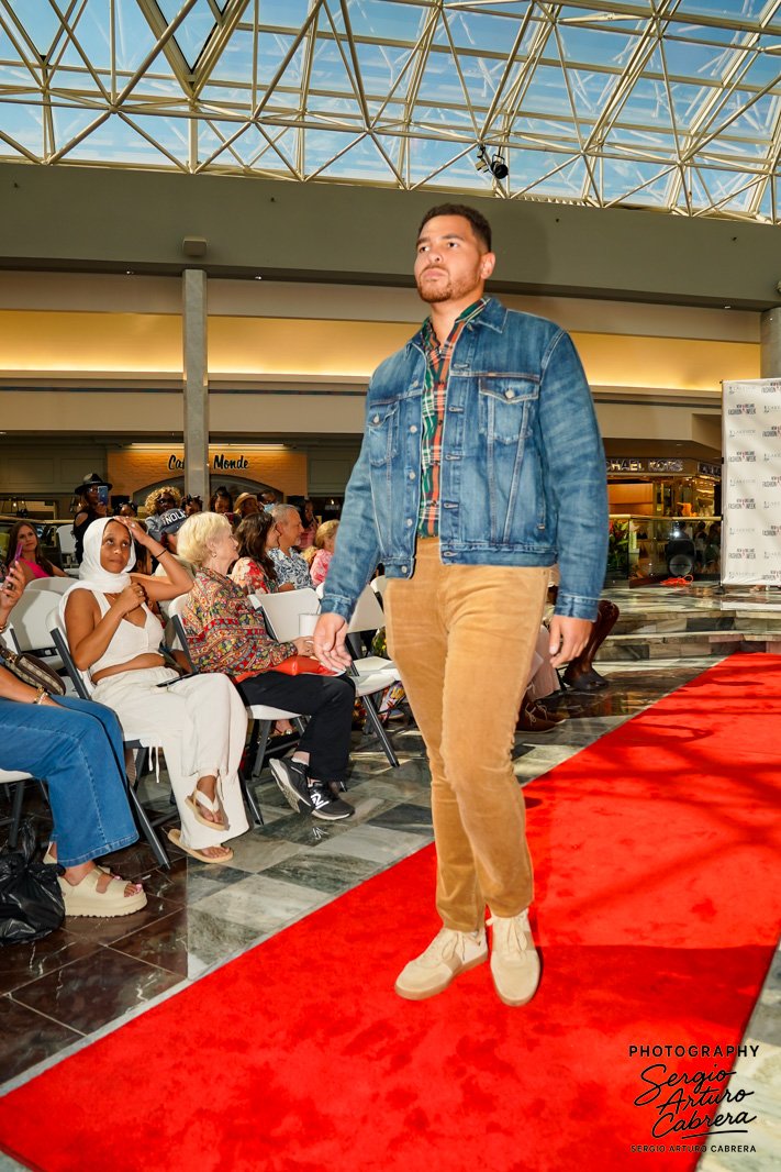 Lakeside Mall  | Sergio Arturo Cabrera