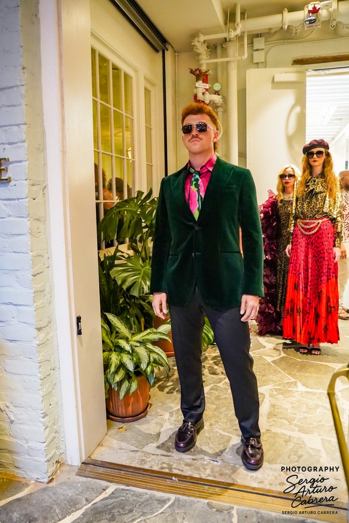 The Closet by SCSC  | Sergio Arturo Cabrera  