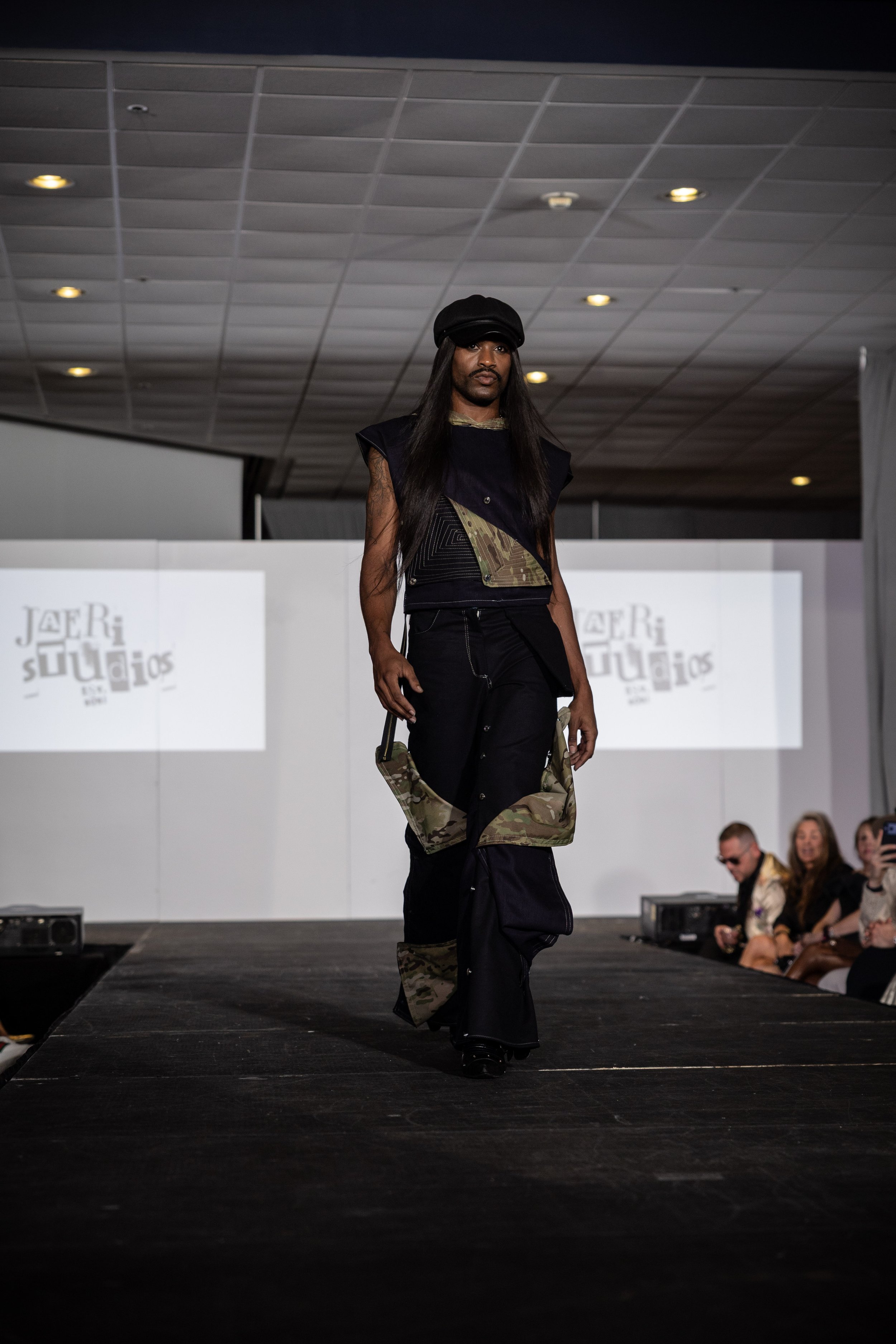 Jaeri Studios | Travis Burke 