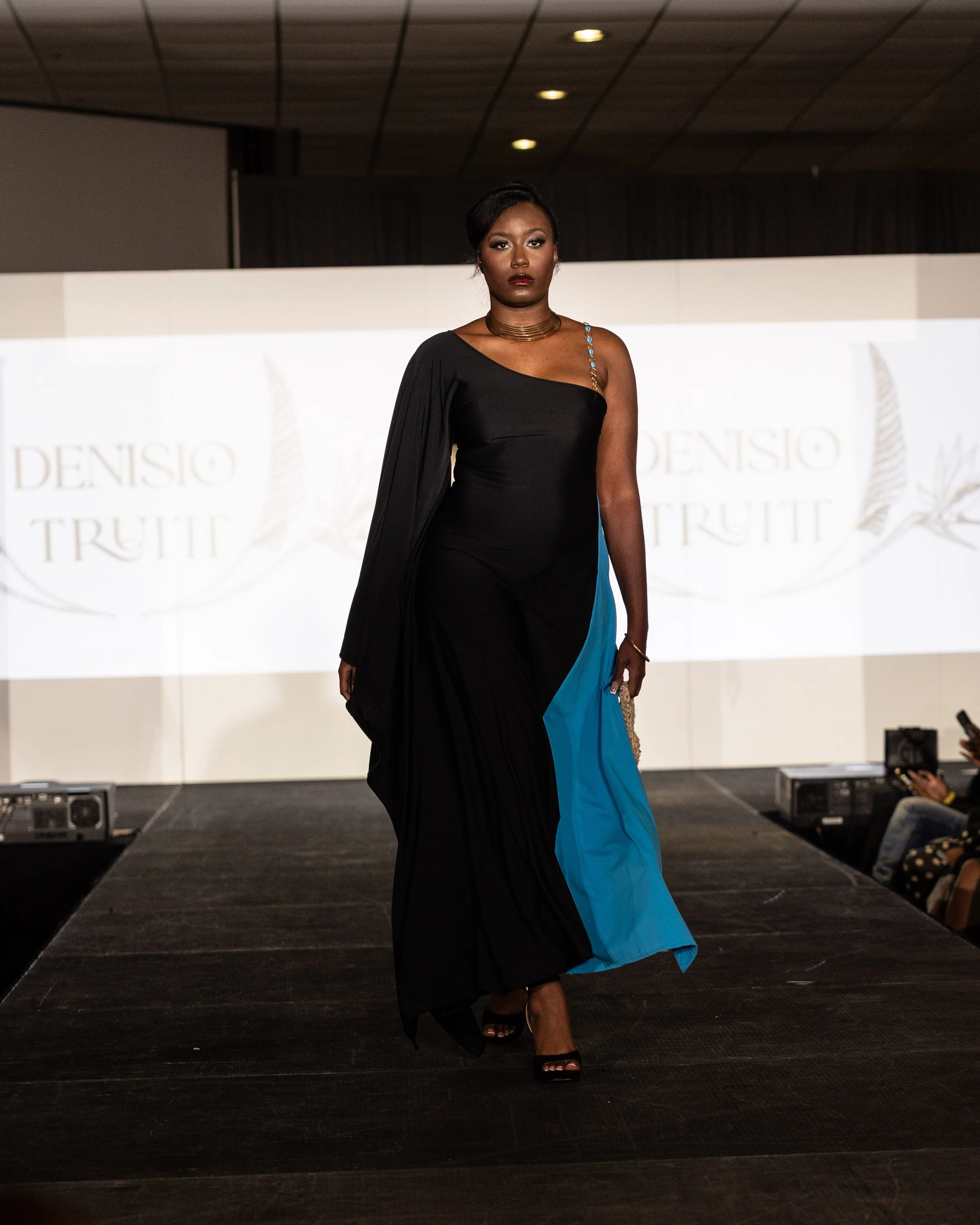 Denisio Trutit | Travis Burke