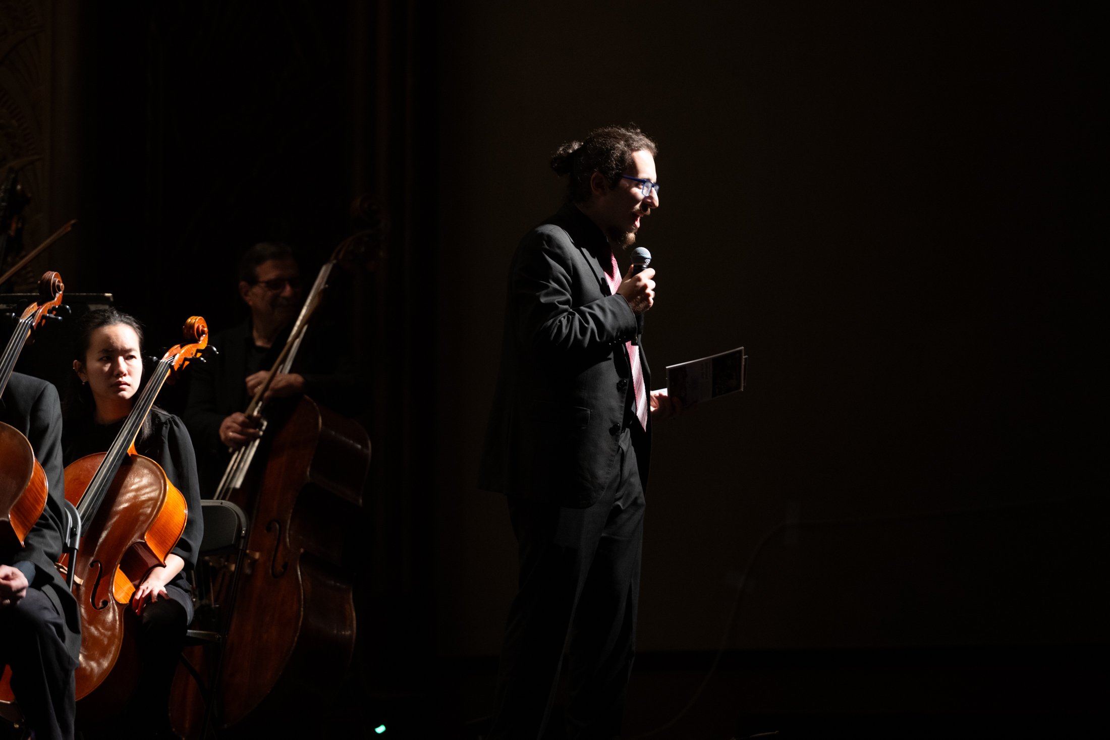 Chason introducing NEPA Philharmonic