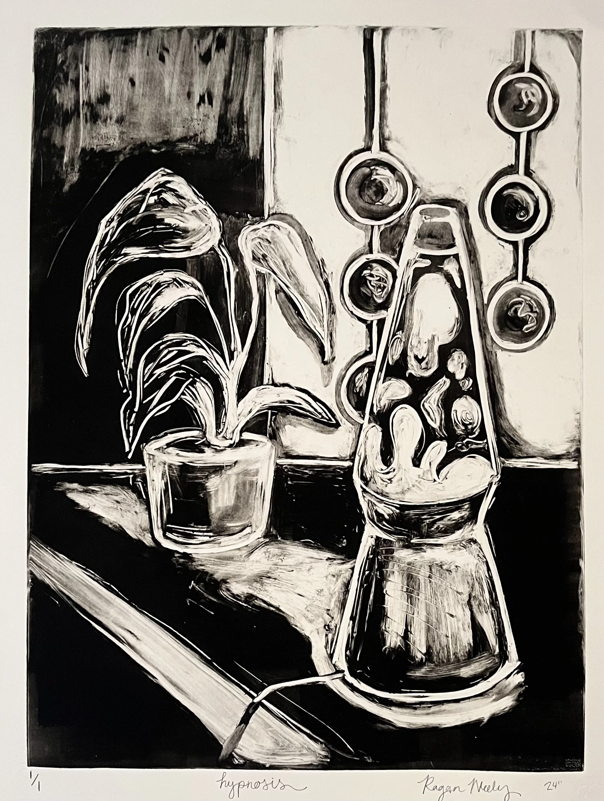 Black and white painting of a potted plant and a hanging fruit bowl on a table.