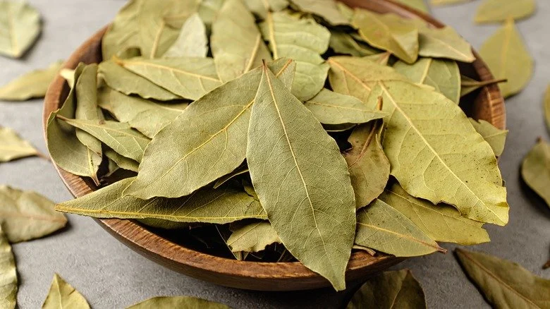Whole Bay Leaves - per oz
