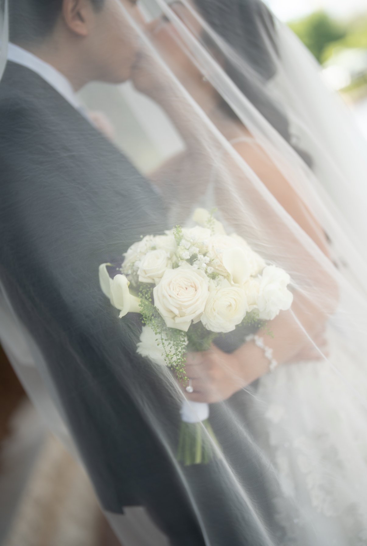Behind the Blooms: S + I’s Timeless Summer Wedding