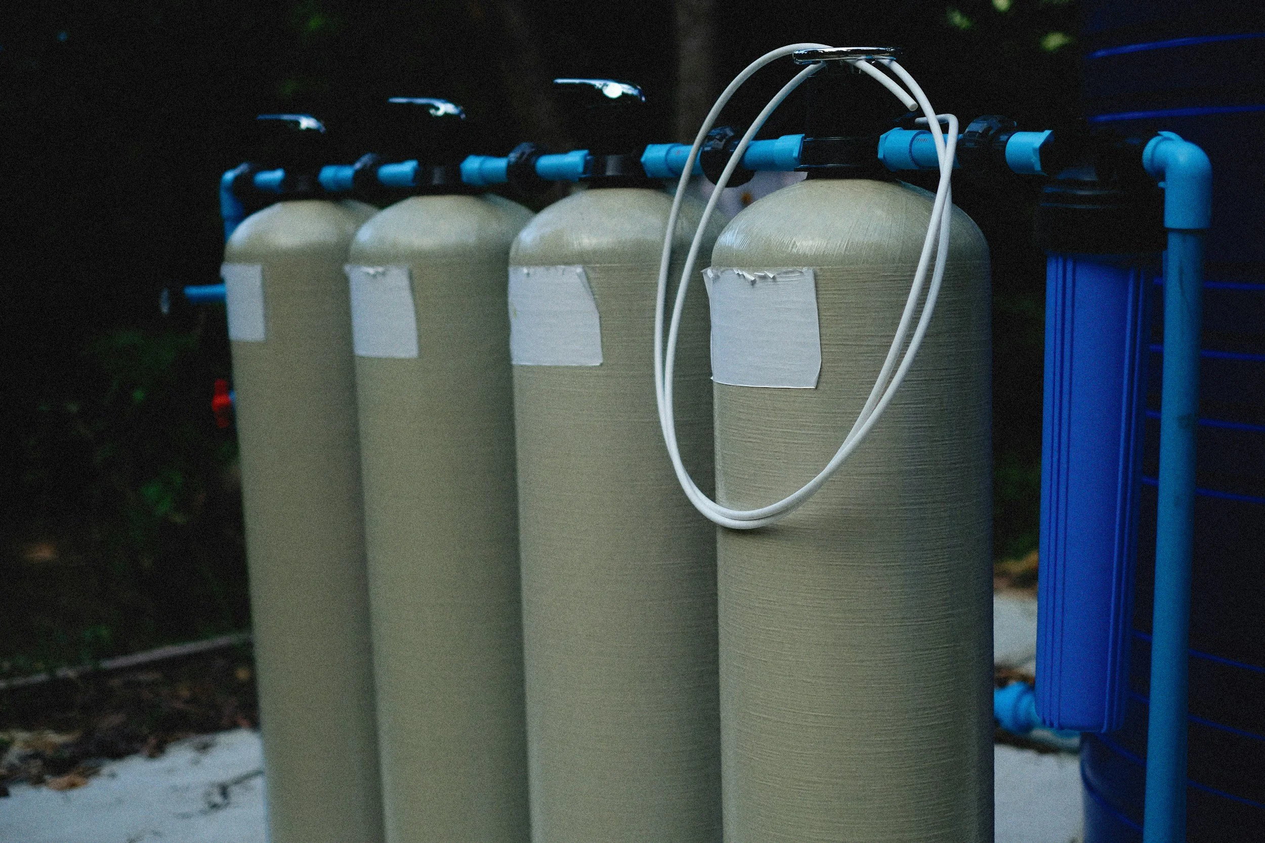Reverse Osmosis Water Filters: Benefits, Risks, and What to Know