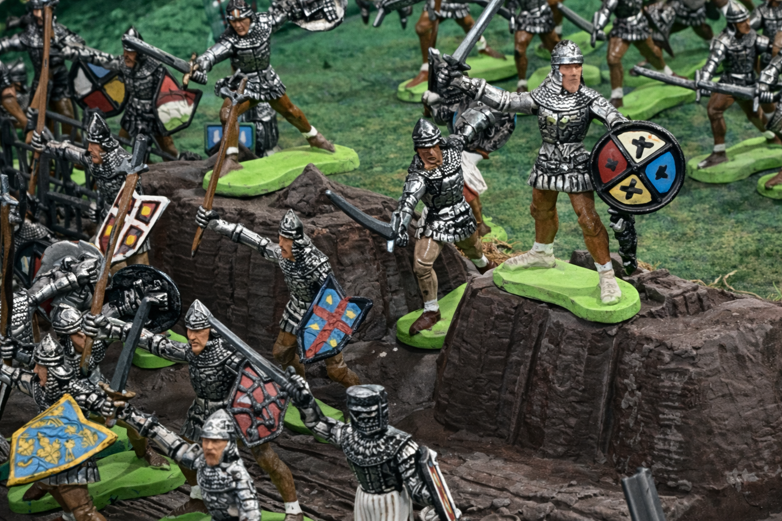 A slaughter follows. Trapped in the mud and crushed by their own advancing ranks, exhausted French knights are cut down like chaff, while renewed English fighters surge forward—turning chaos into rout and sealing one of history’s most improbable batt