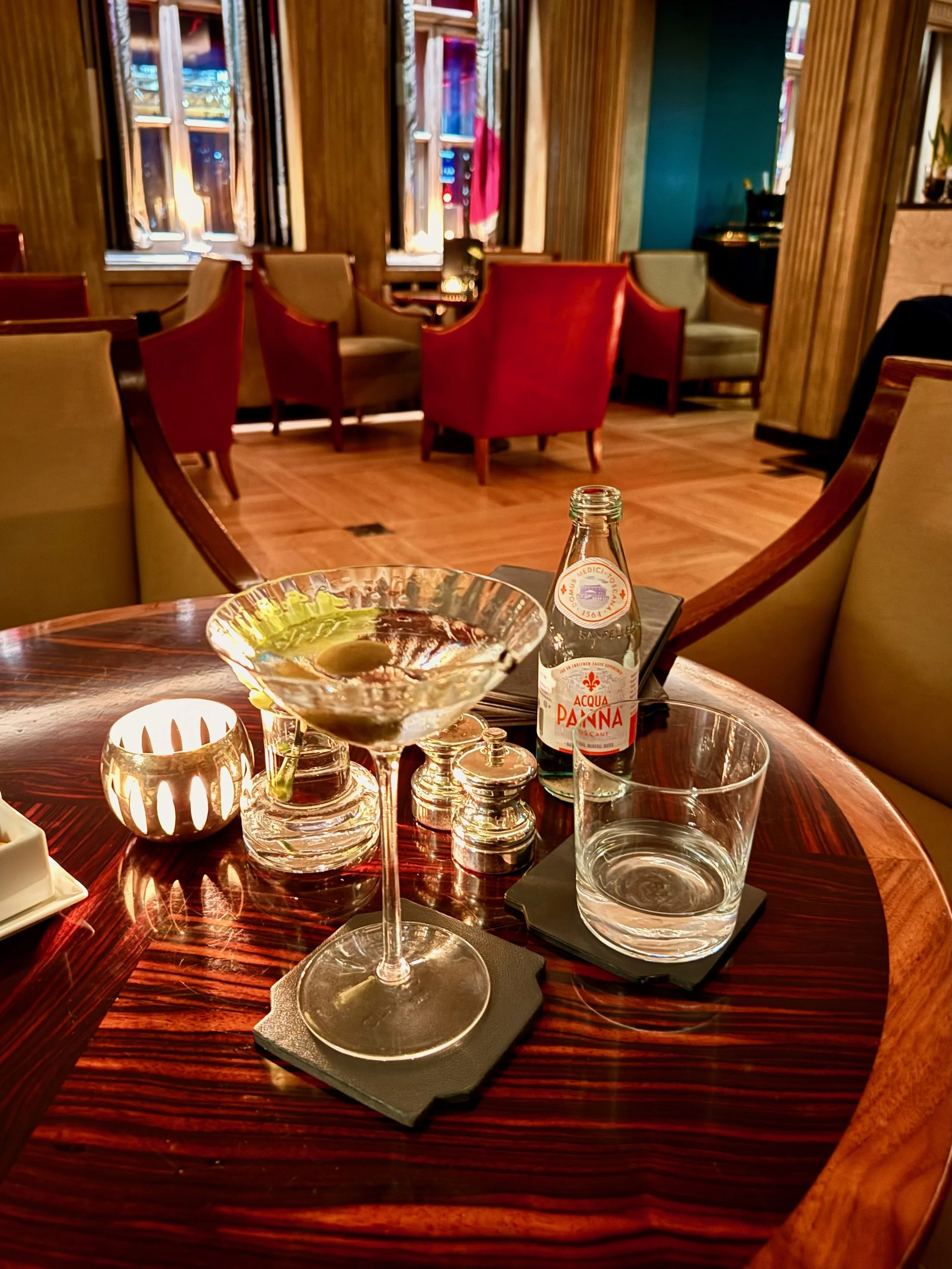 An Evening in Mayfair, Edited