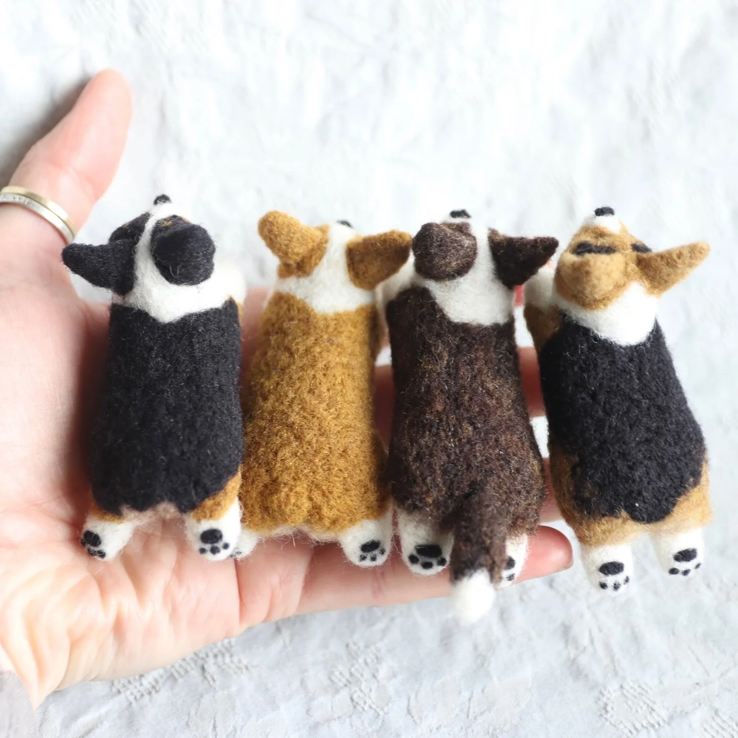 It&rsquo;s time to celebrate the corgi moms! My Mother&rsquo;s Day launch is live! Head on over to my holiday shop to find your favorite. 😀

#adorable #cutecorgi #corgimom #furbaby #mothersday