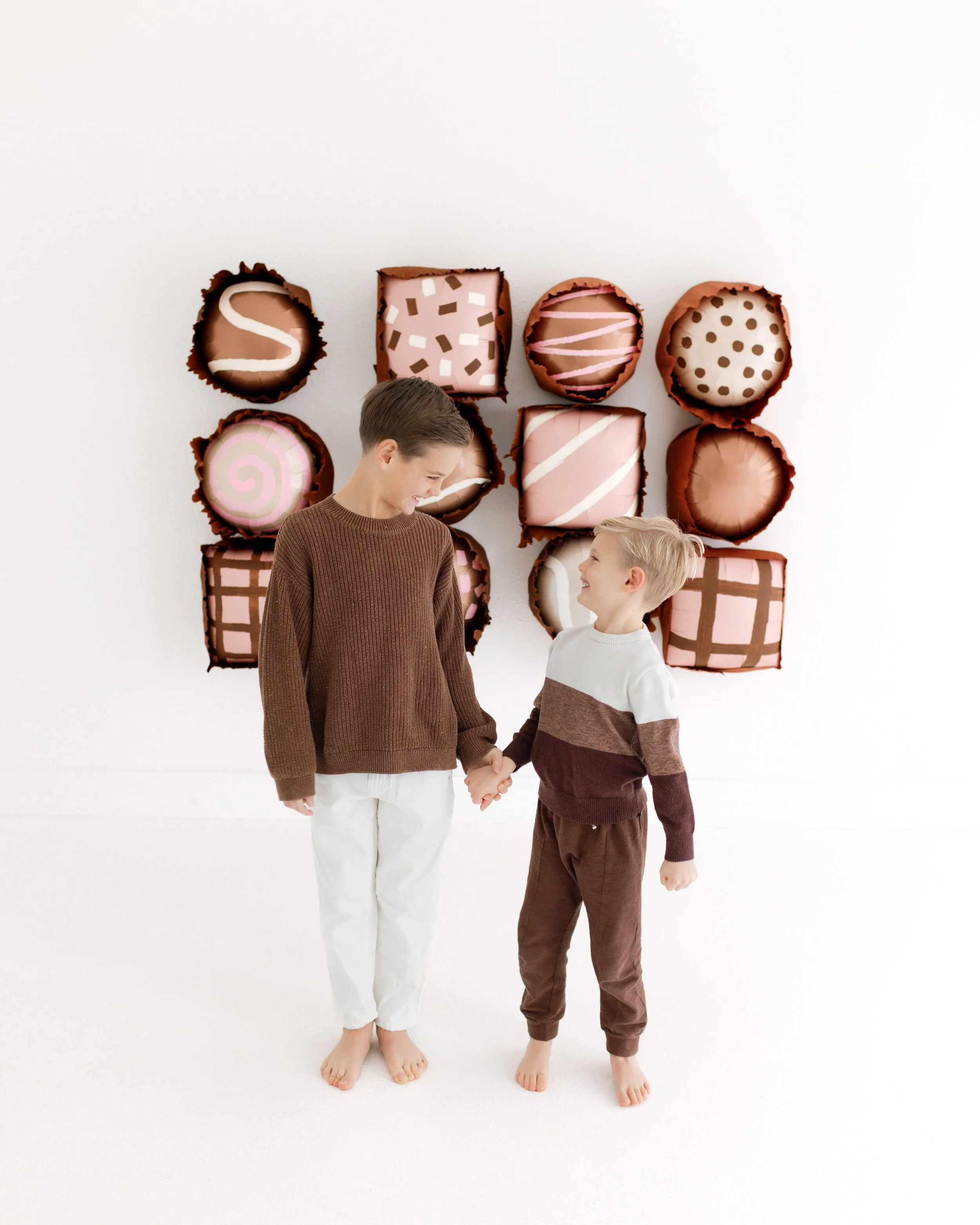 Valentine Mini Sessions in Springfield MO | Custom Box of Chocolates Studio Set