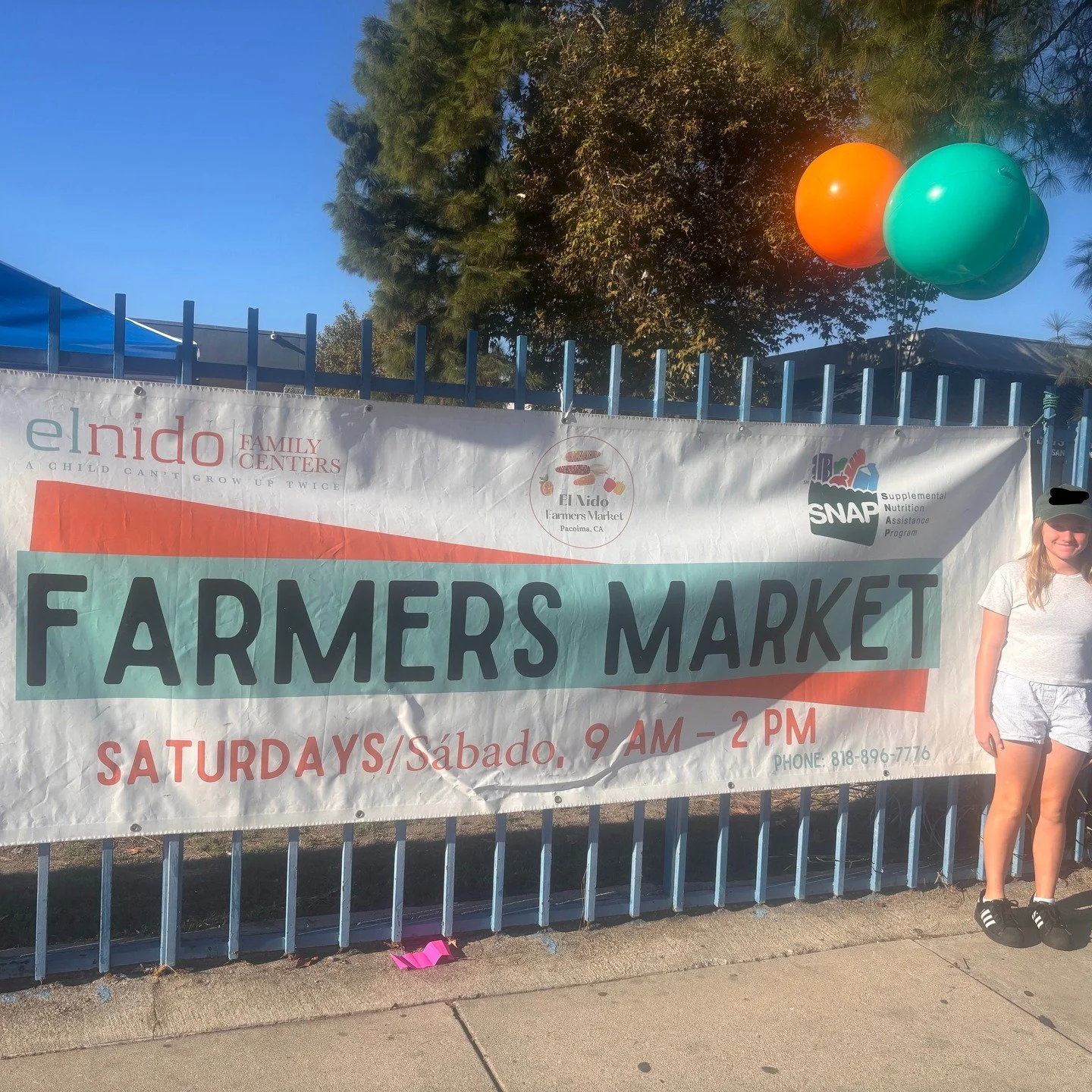 Awesome volunteer opportunity at @elnidofamilycenters Pacoima location! You must be 15 to volunteer alone and any age with an adult! We made produce boxes for people impacted by the SNAP benefit cuts and helped out with the farmers market, a total of