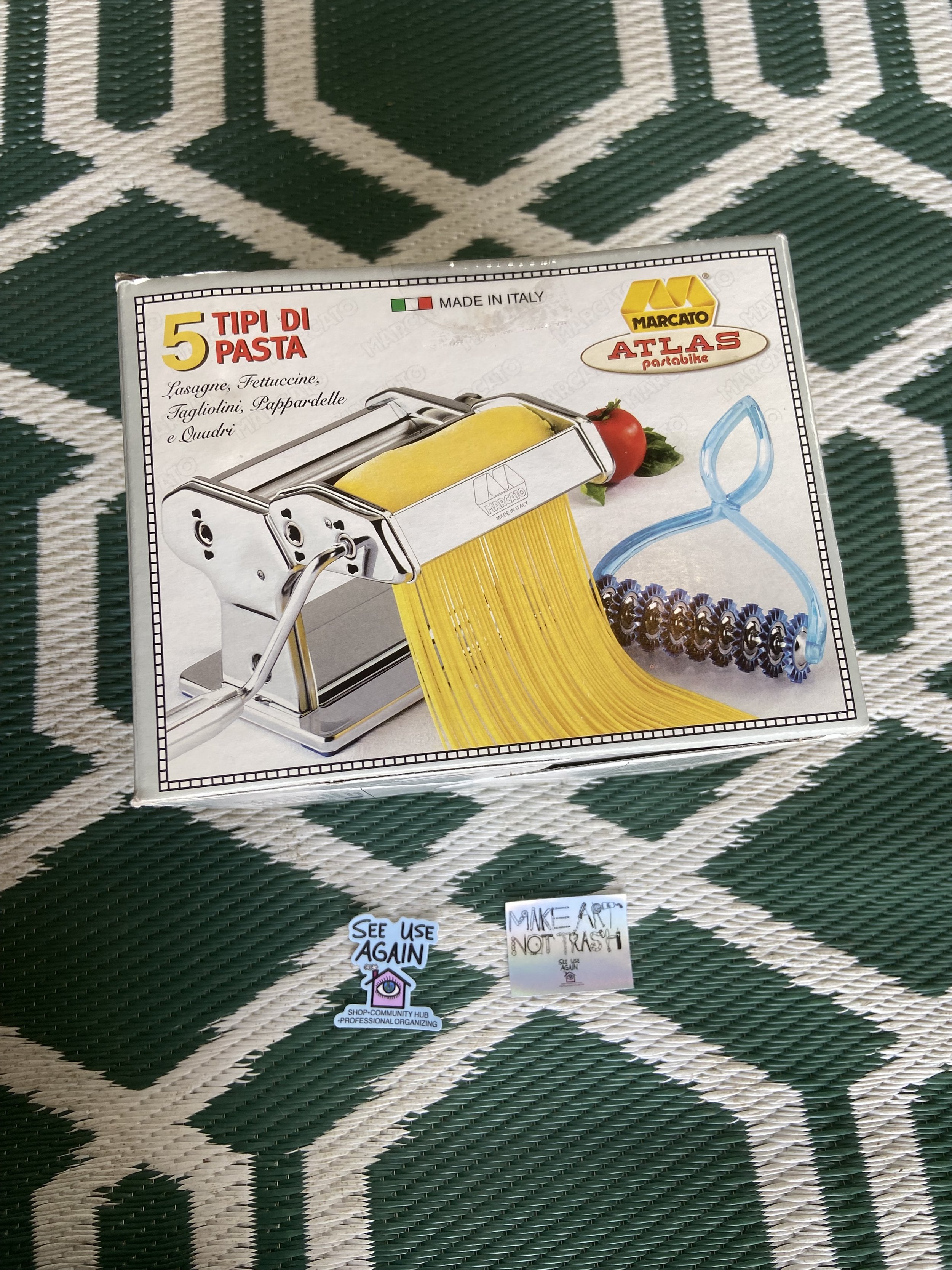 Pasta Maker (Clean / Used Once)