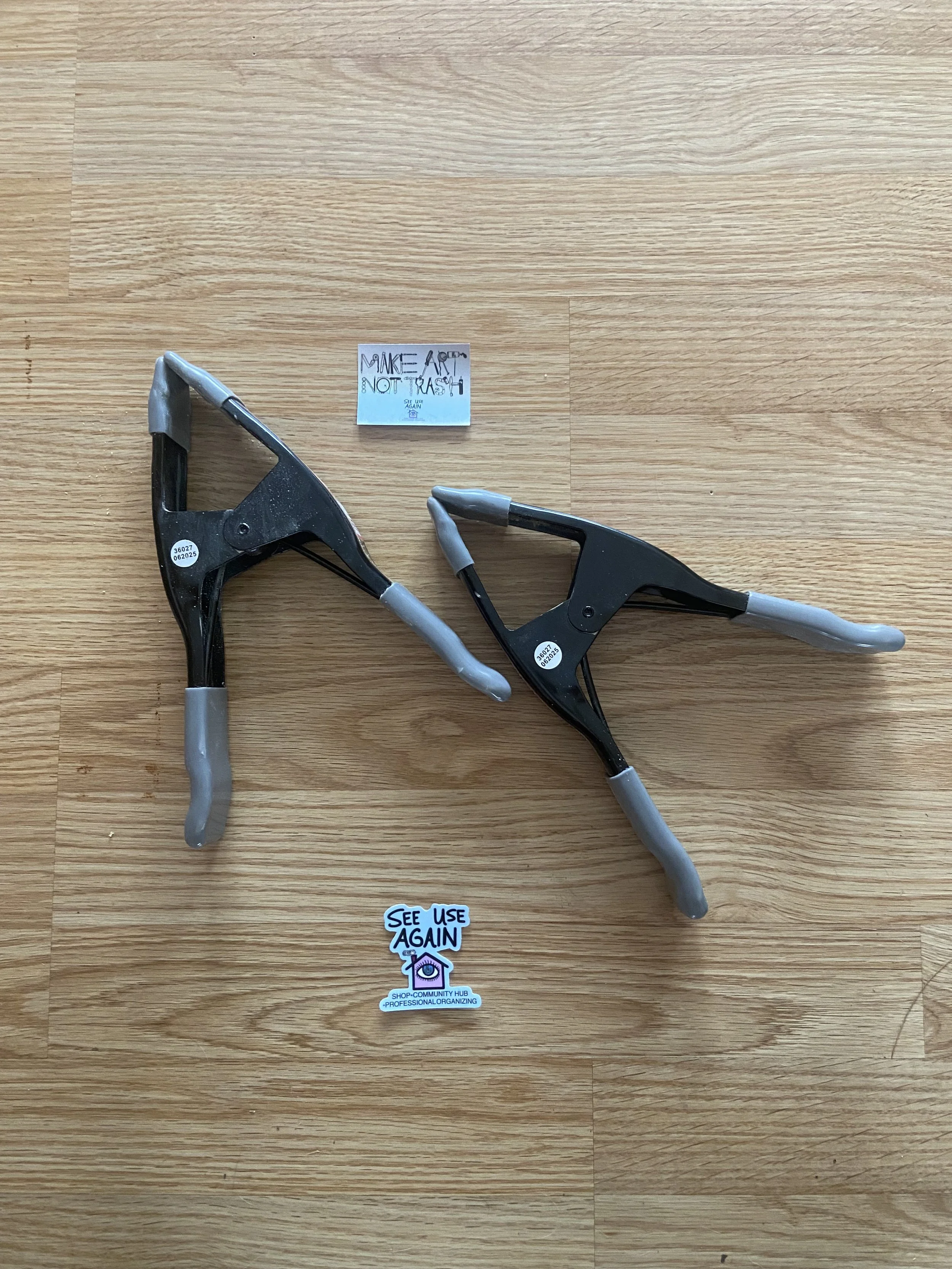 (RENTAL ONLY) Clamps