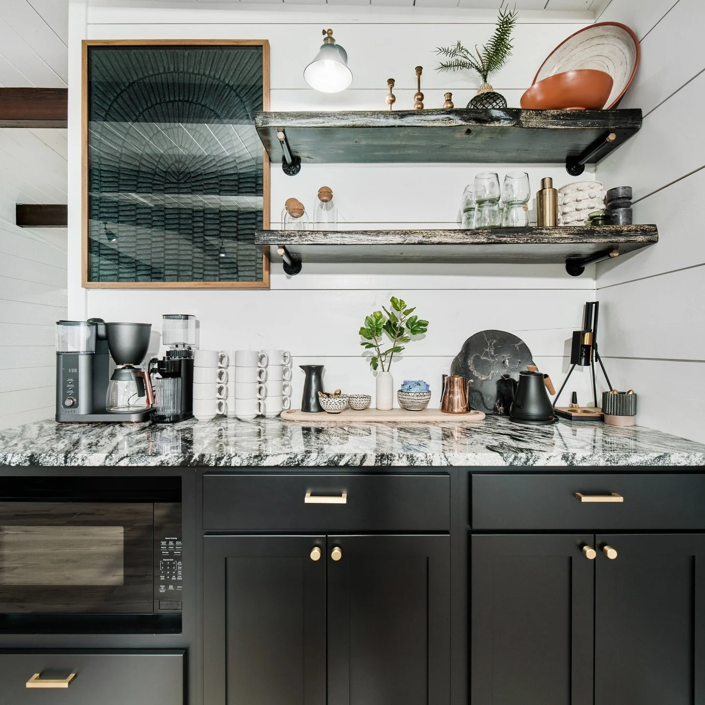 Coffee and wine bar 😍