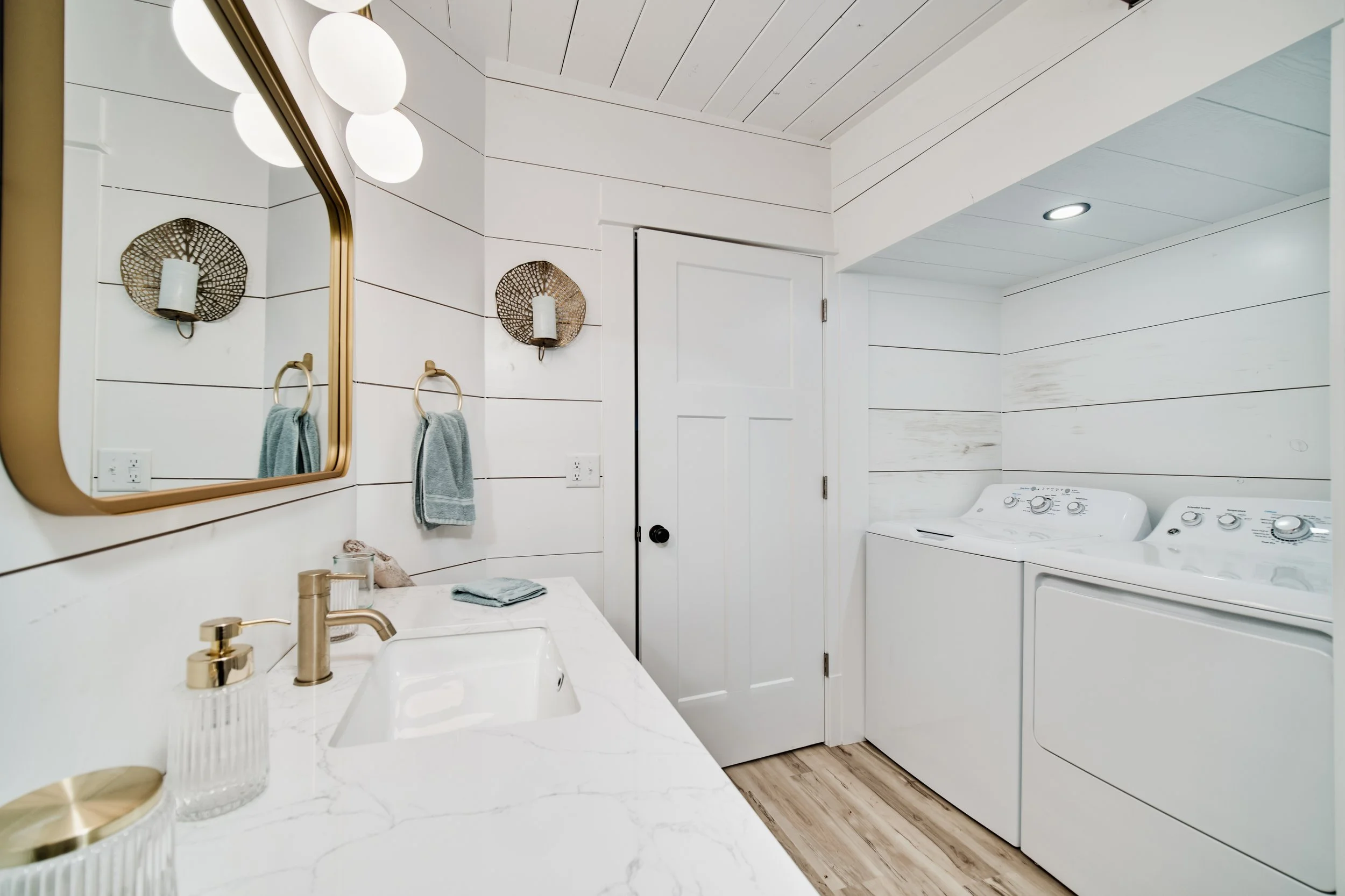 4282_W_Fox_Farm_Rd-18 Matthew Phinney.jpg