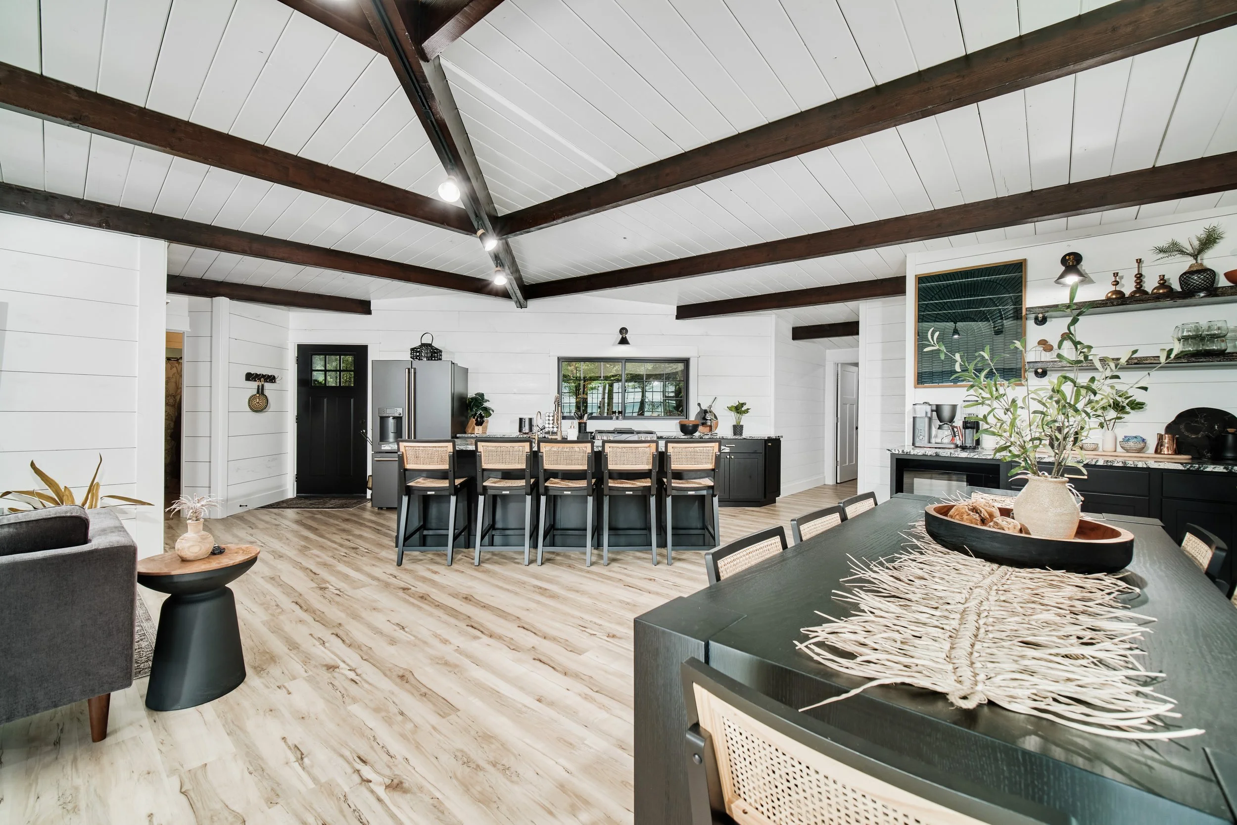 4282_W_Fox_Farm_Rd-37 Matthew Phinney.jpg