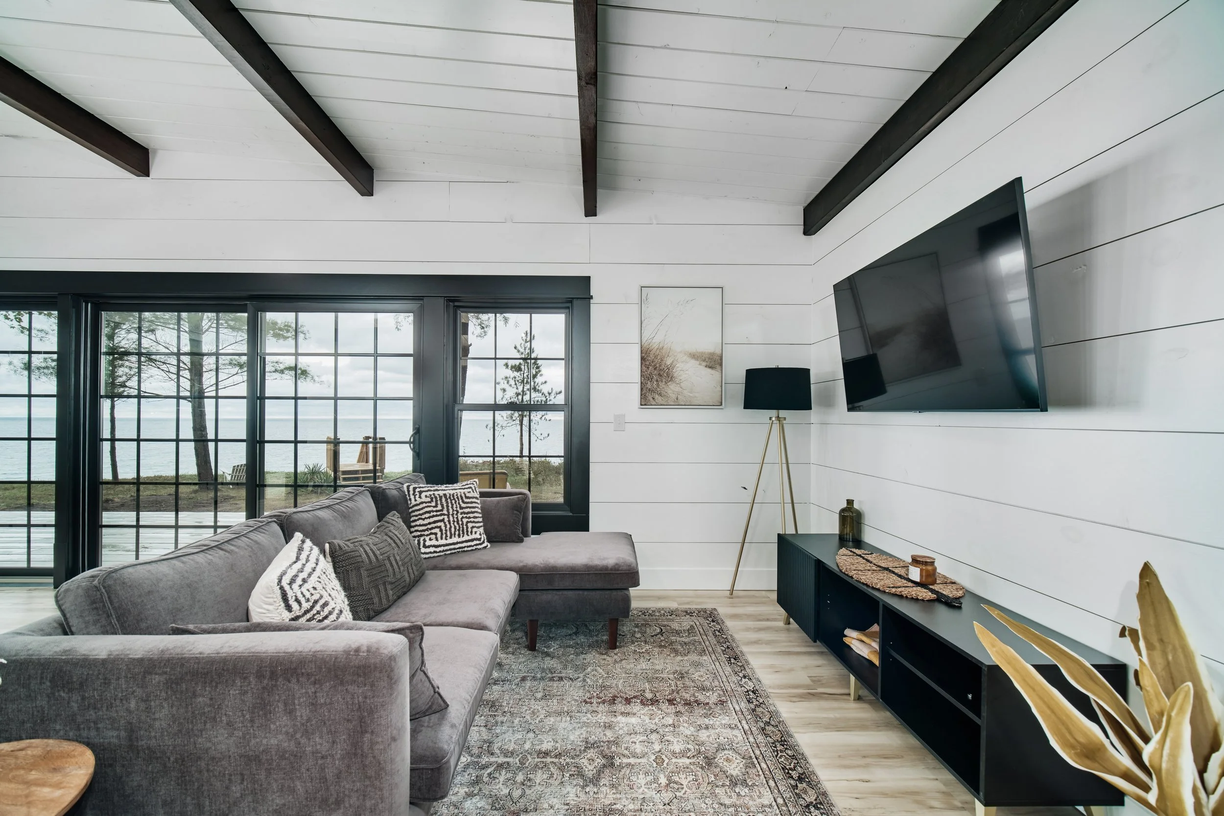 4282_W_Fox_Farm_Rd-25 Matthew Phinney.jpg