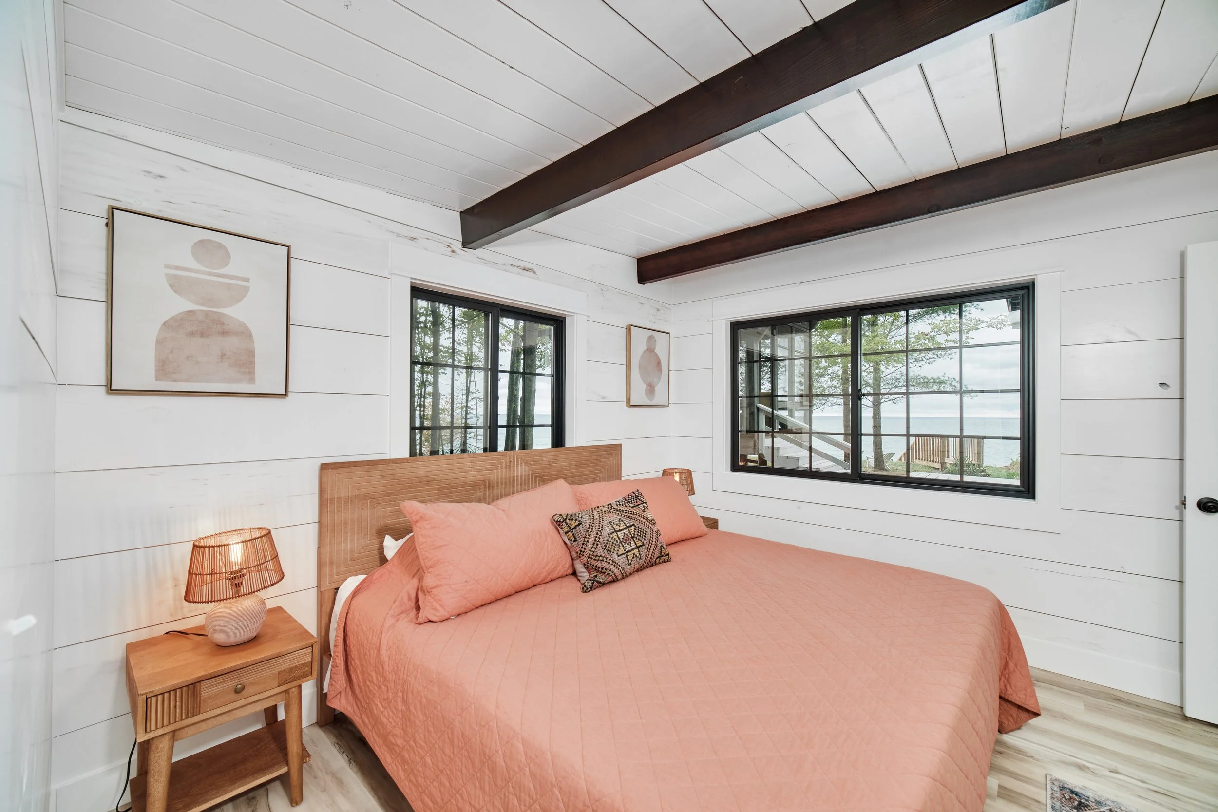 4282_W_Fox_Farm_Rd-08 Matthew Phinney.jpg